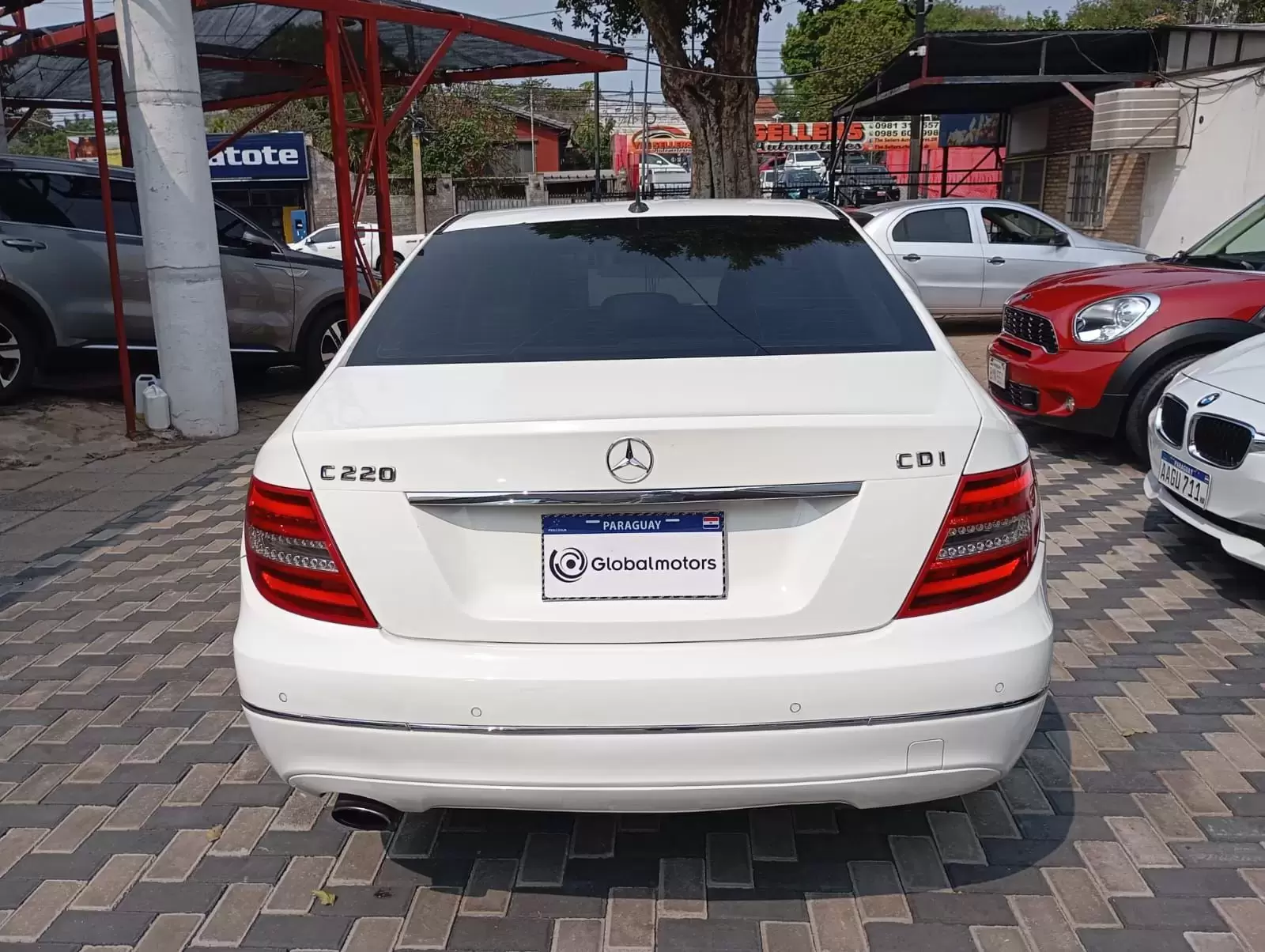 Mercedes Benz C220 CDI 2014 en Globalmotors: Lujo y rendimiento. - Imagen 6