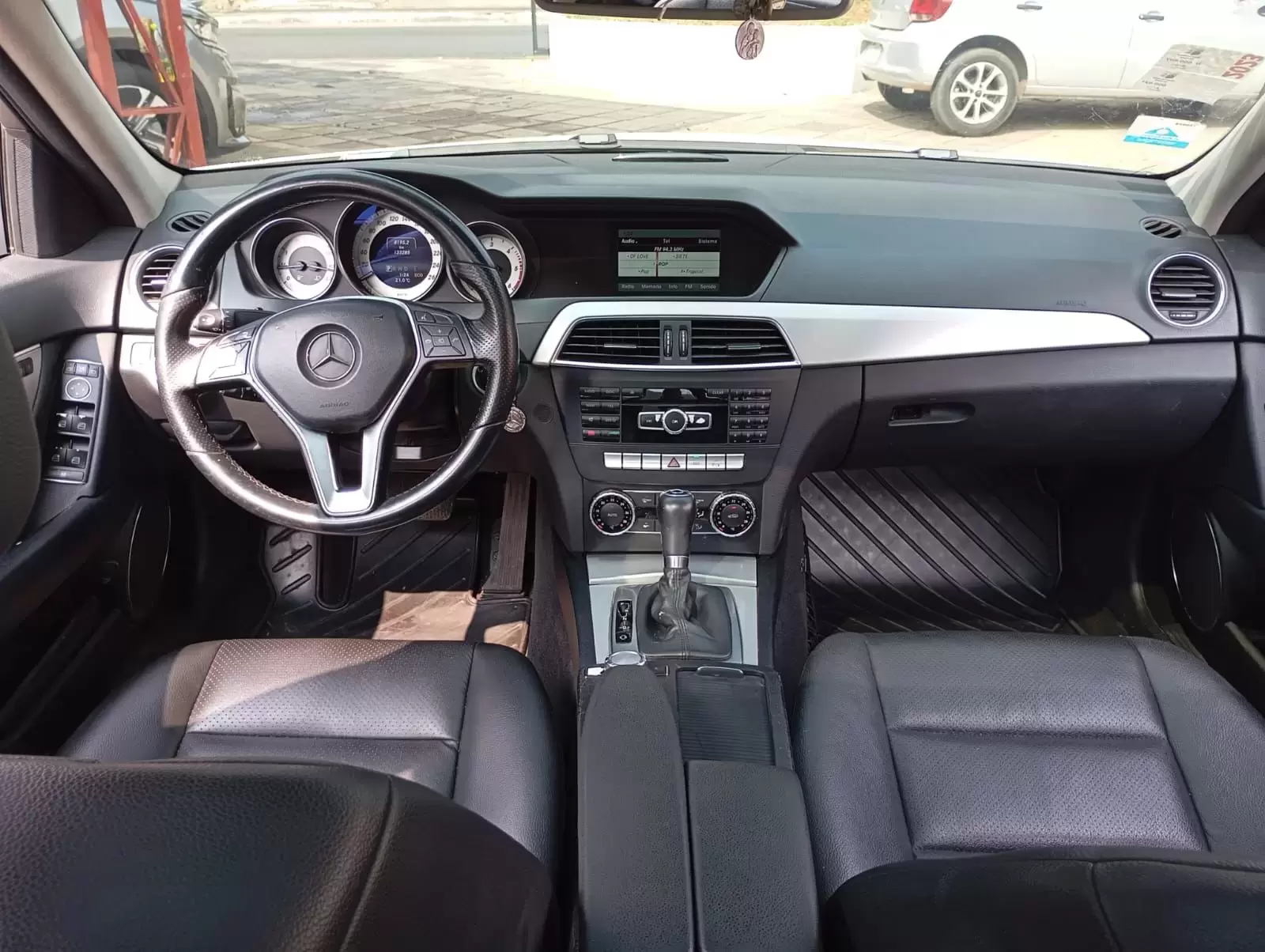 Mercedes Benz C220 CDI 2014 en Globalmotors: Lujo y rendimiento. - Imagen 11