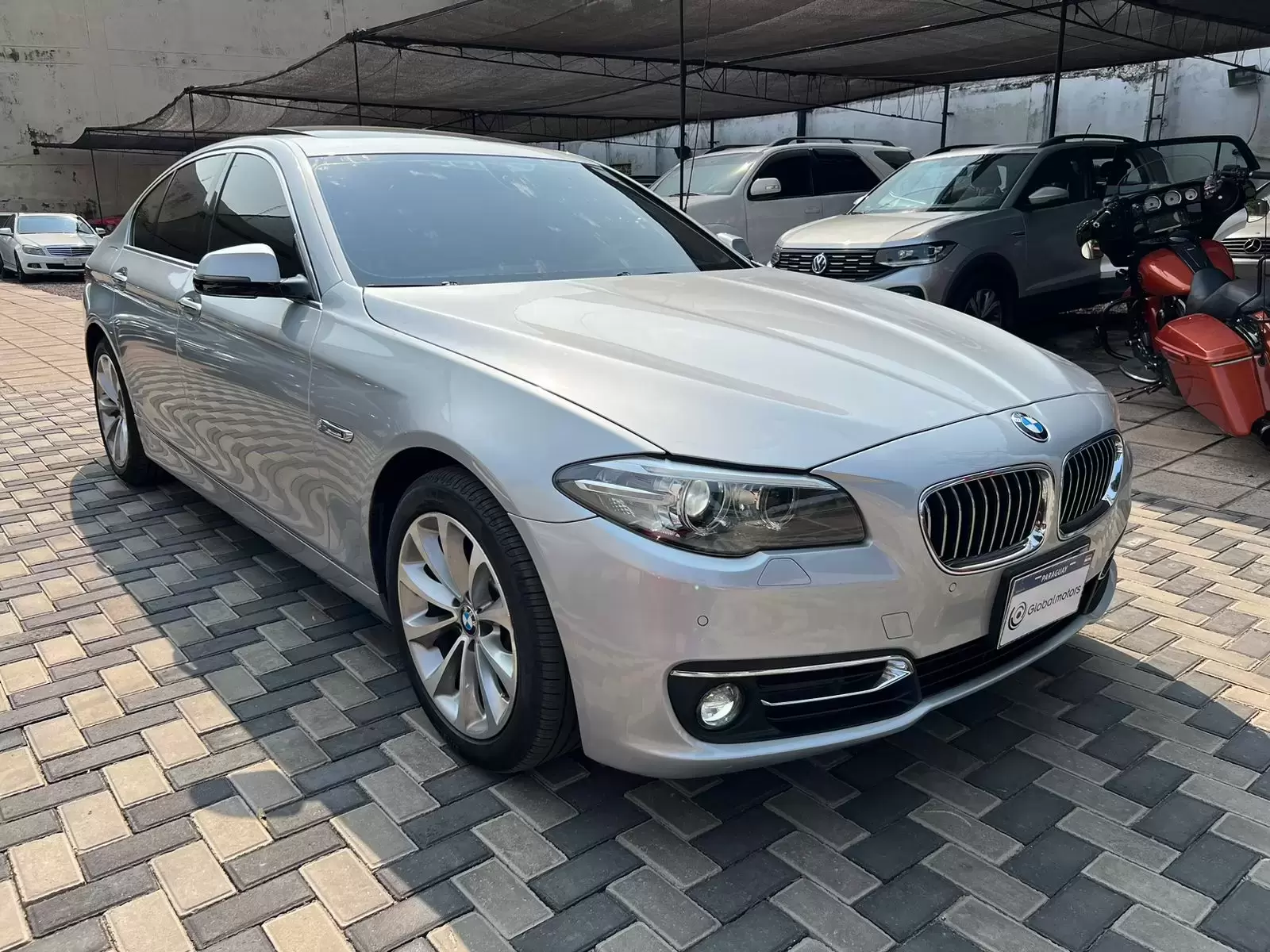 BMW 520d Luxury 2016 en Globalmotors: Berlina de alta gama. - Imagen 3