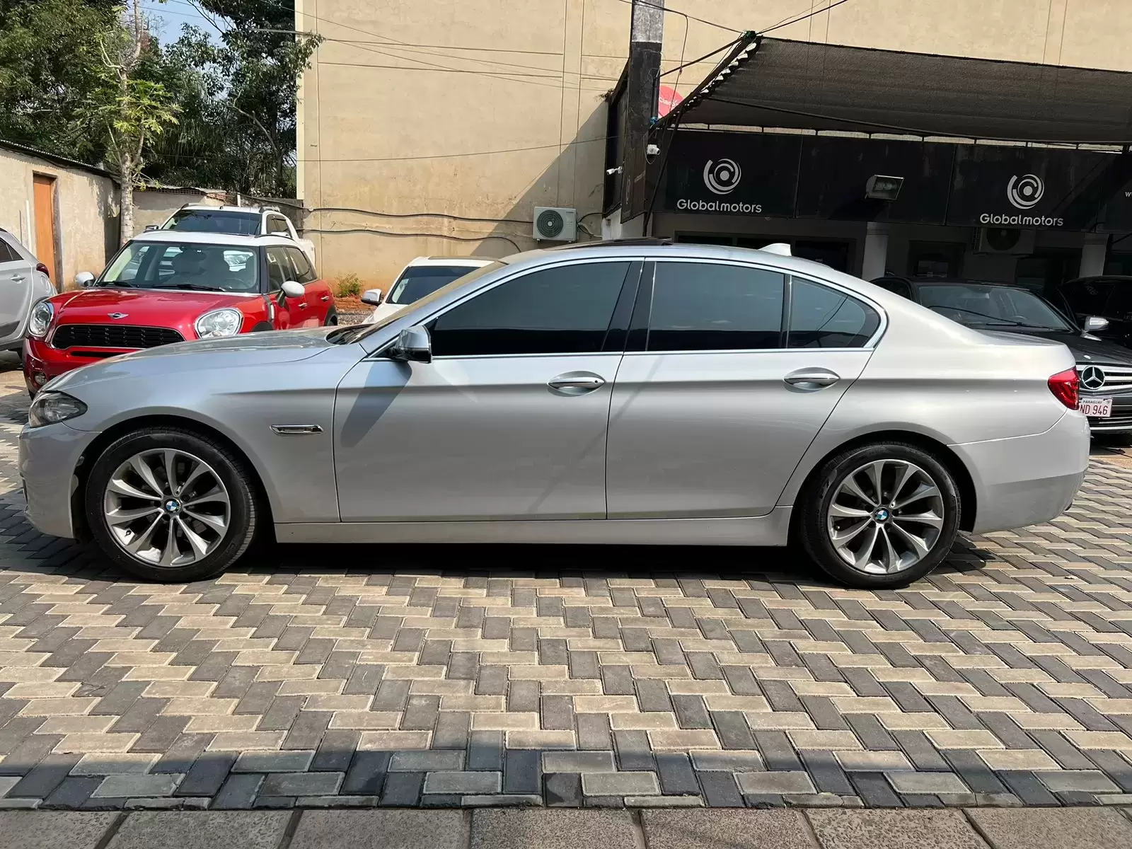 BMW 520d Luxury 2016 en Globalmotors: Berlina de alta gama. - Imagen 4