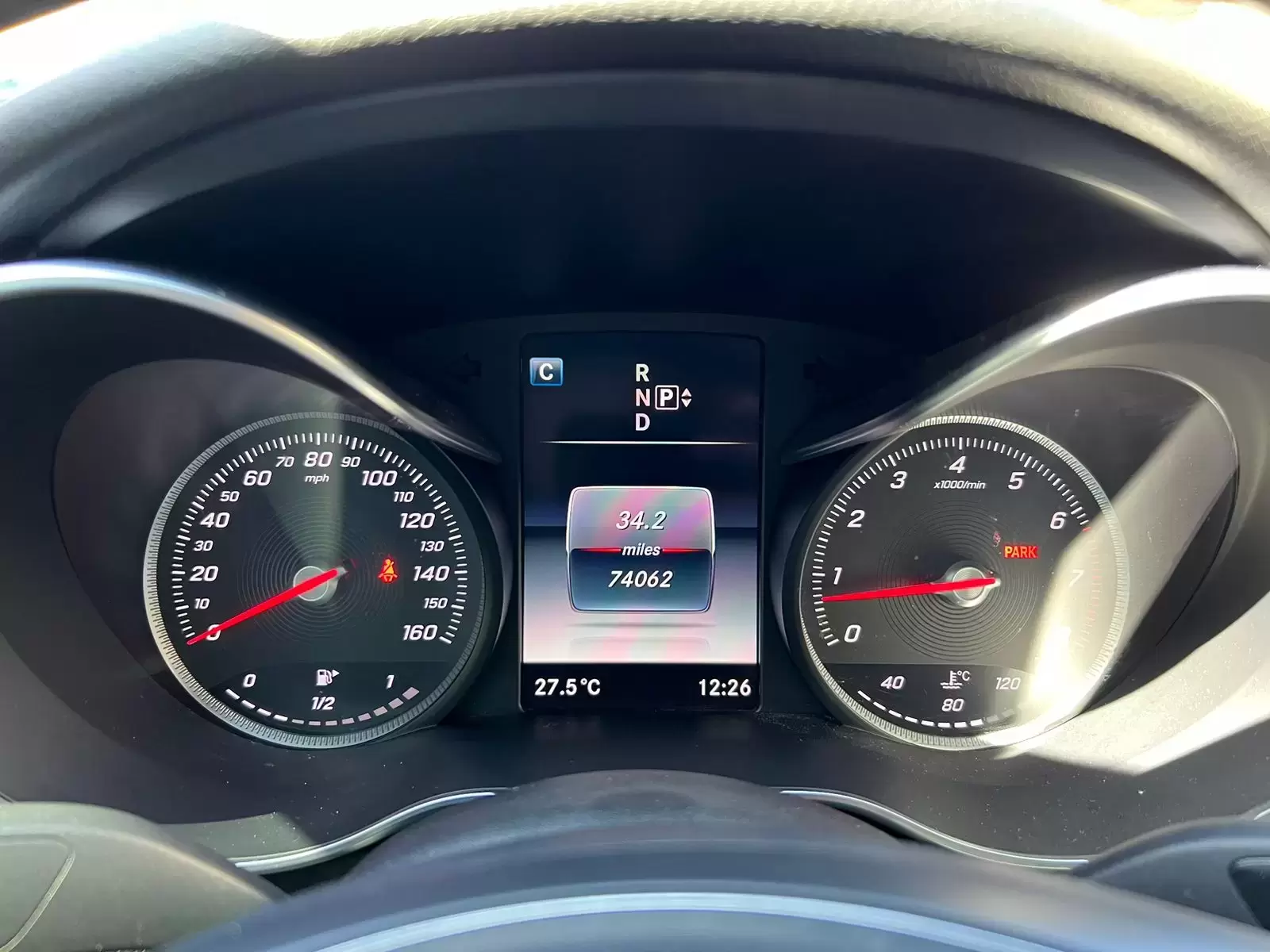 Mercedes Benz C300 2015 en Globalmotors: Lujo, elegancia y rendimiento excepcional. - Imagen 13