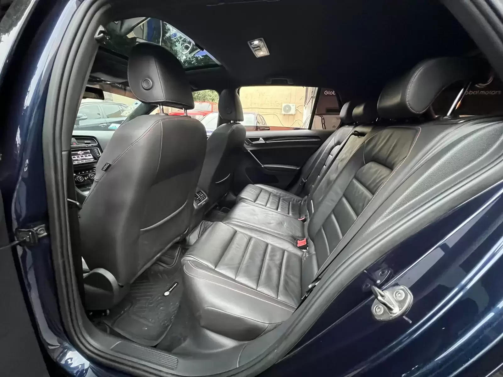 Volkswagen Golf GTI 2016 en Globalmotors: Potencia y estilo deportivo - Imagen 10