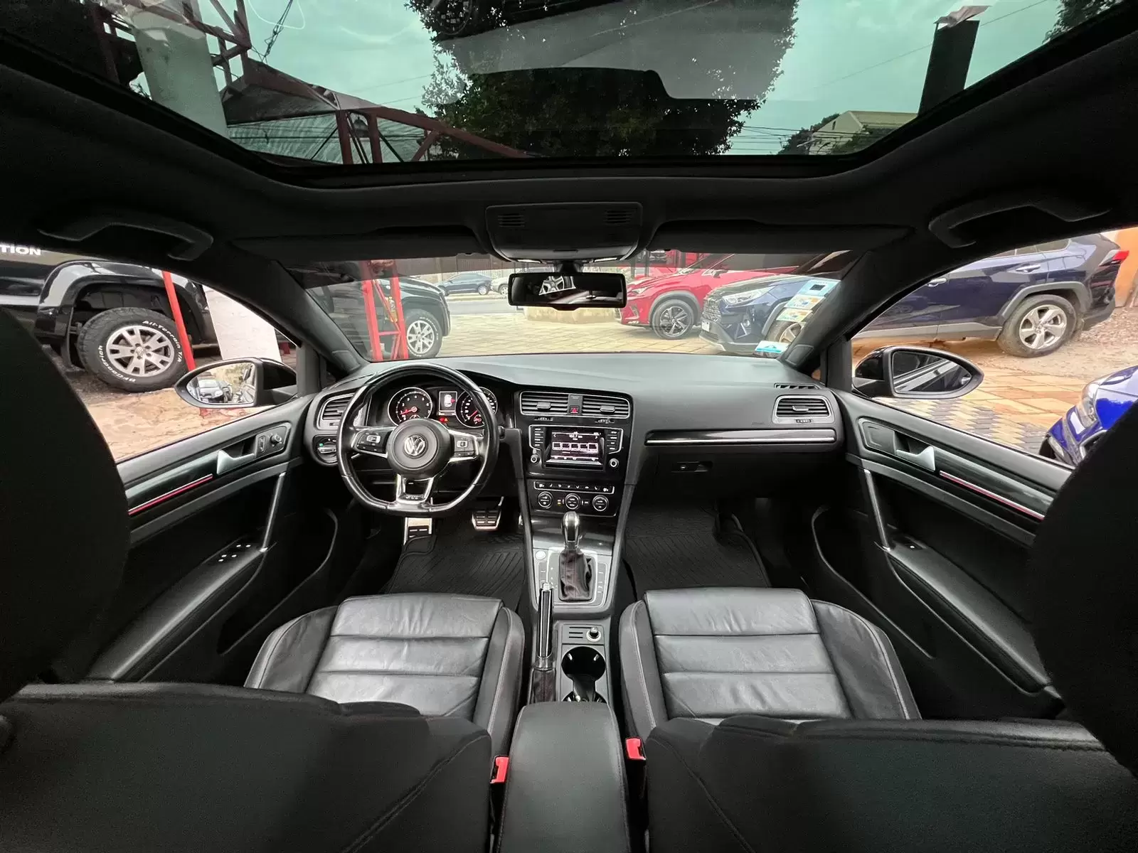 Volkswagen Golf GTI 2016 en Globalmotors: Potencia y estilo deportivo - Imagen 12