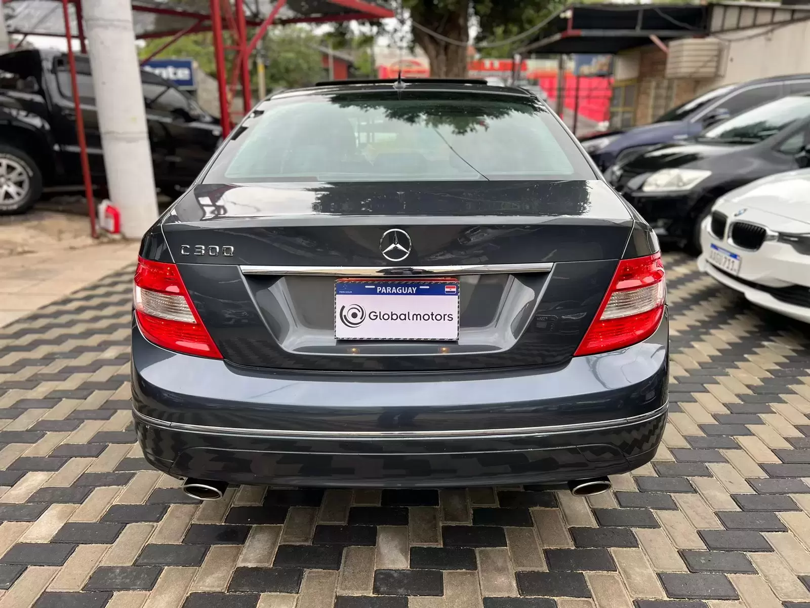 Mercedes Benz C300 Luxury 2009 en Globalmotors: Lujo y rendimiento. - Imagen 6