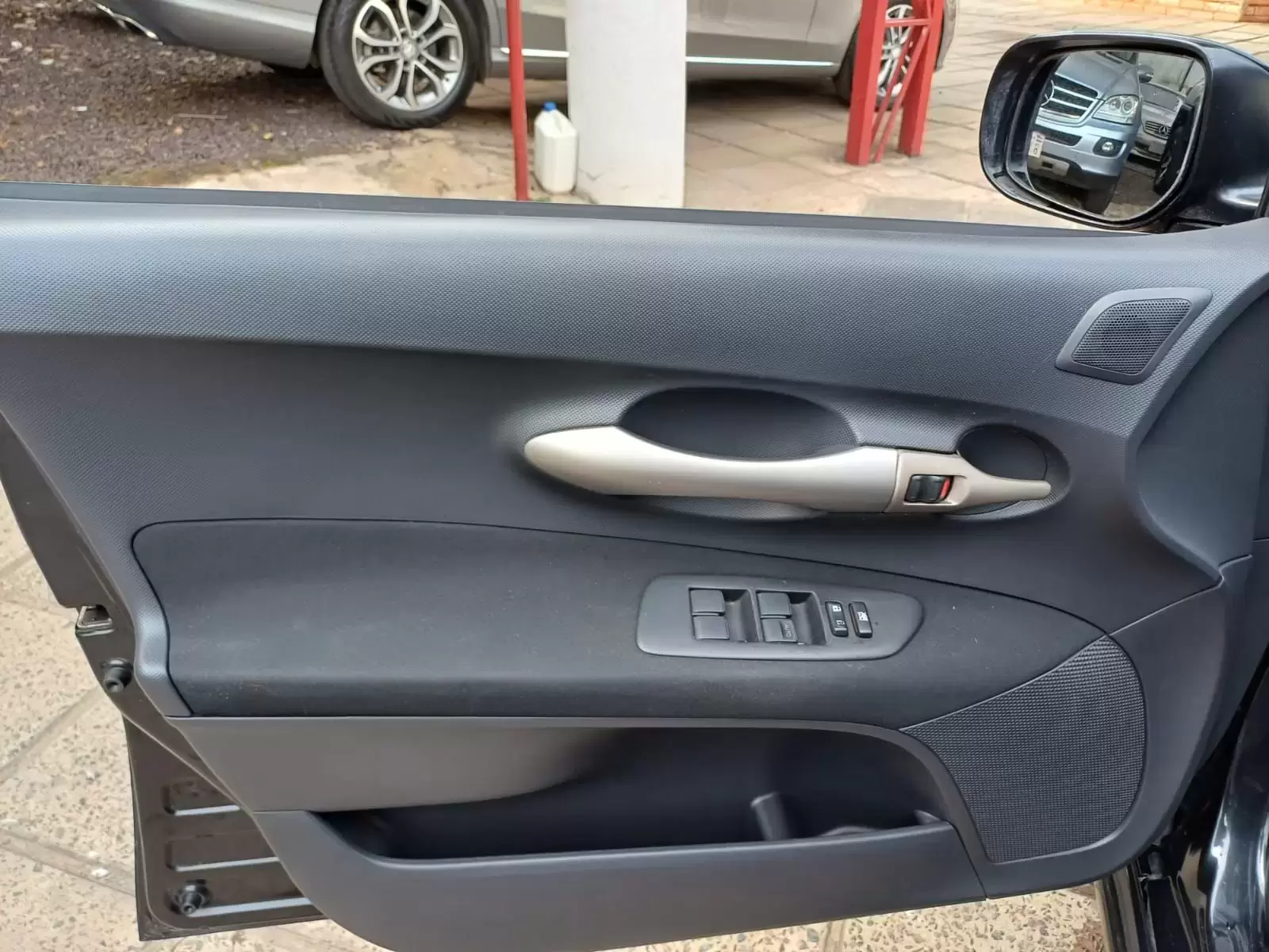 Toyota Auris 2007 en Globalmotors: Compacto, versátil y confiable. - Imagen 10