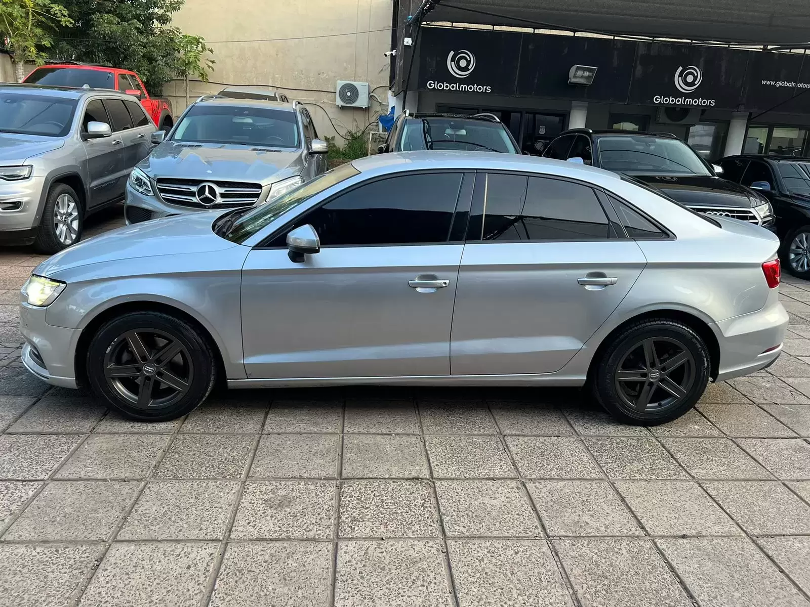 Audi A3 Sedan 2018 en Globalmotors: Elegancia y rendimiento excepcionales - Imagen 4
