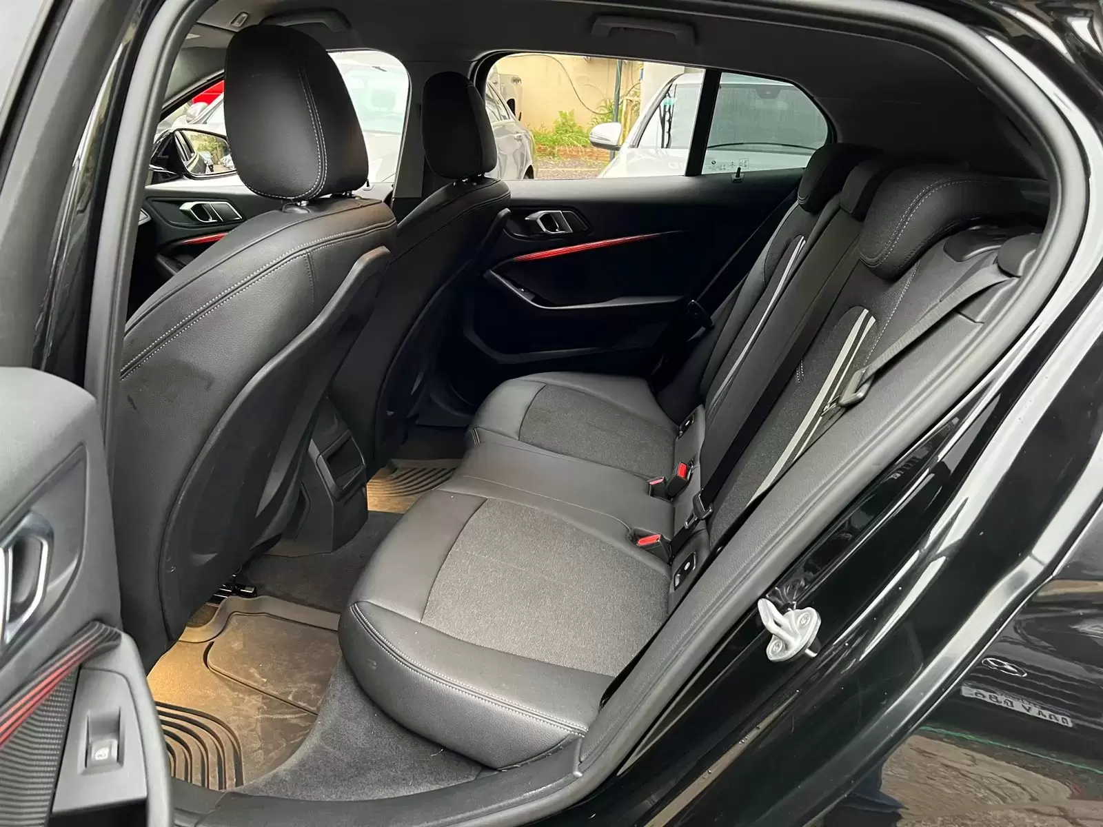 BMW 118i Hatch 2020 en Globalmotors: Lujo y rendimiento deportivo - Imagen 11