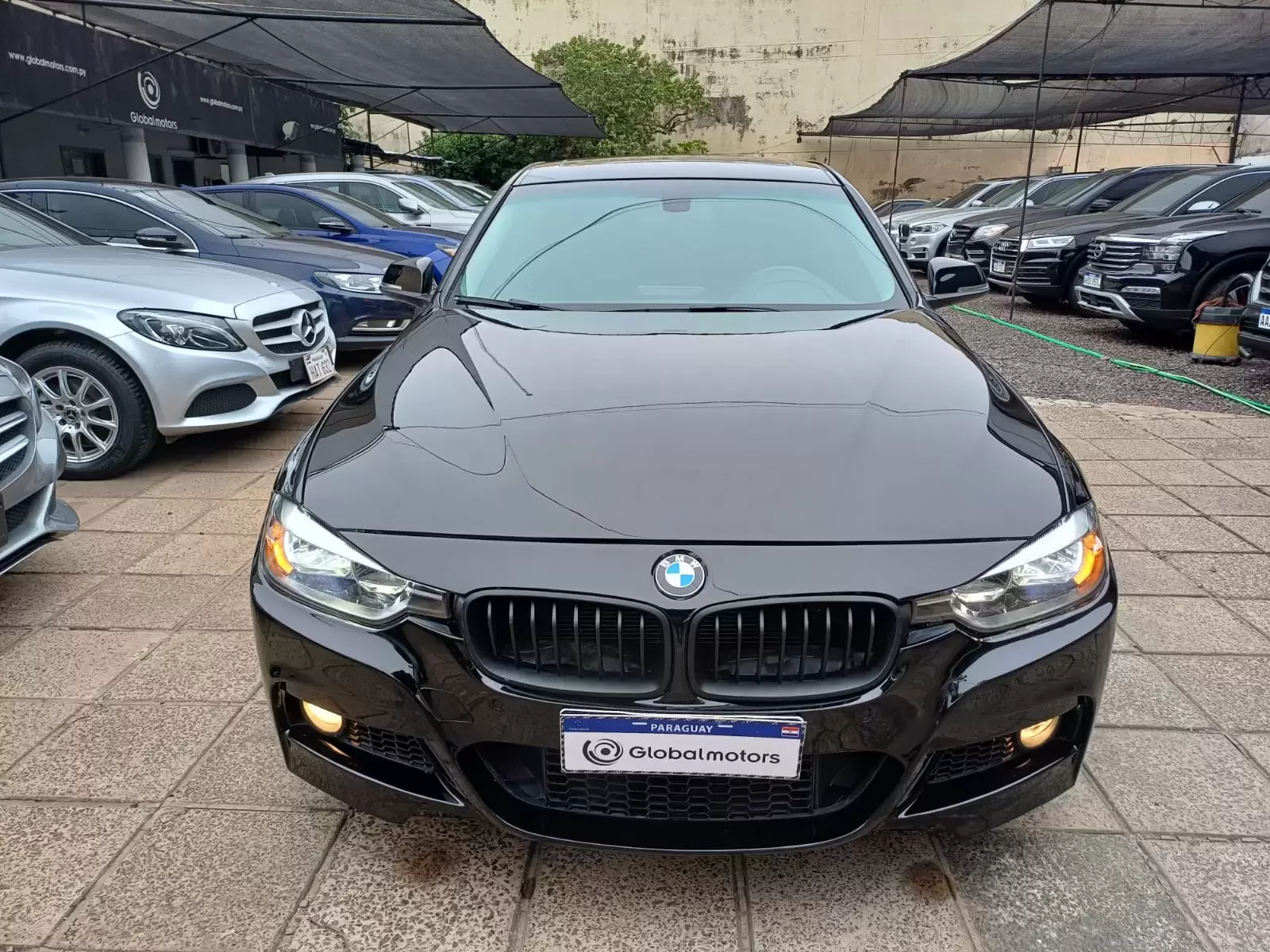 BMW 320i Xdrive 2017 en Globalmotors: lujo, rendimiento y seguridad. - Imagen 2