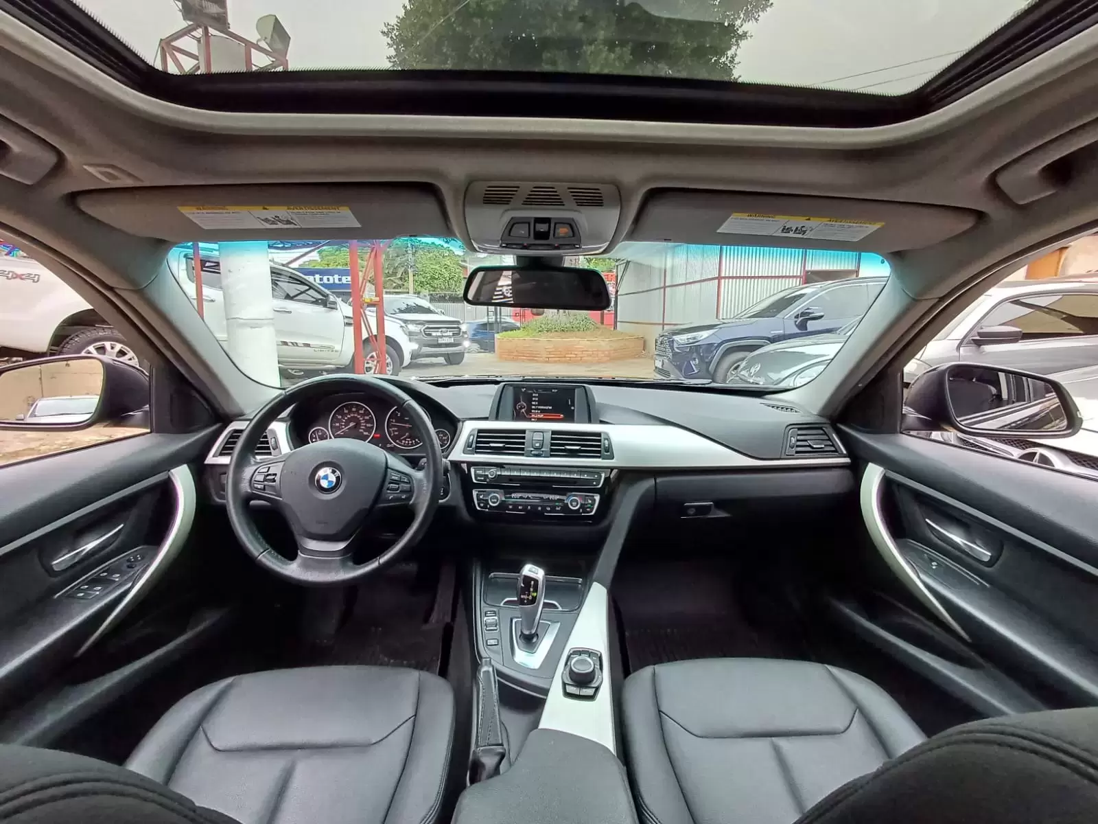 BMW 320i Xdrive 2017 en Globalmotors: lujo, rendimiento y seguridad. - Imagen 12