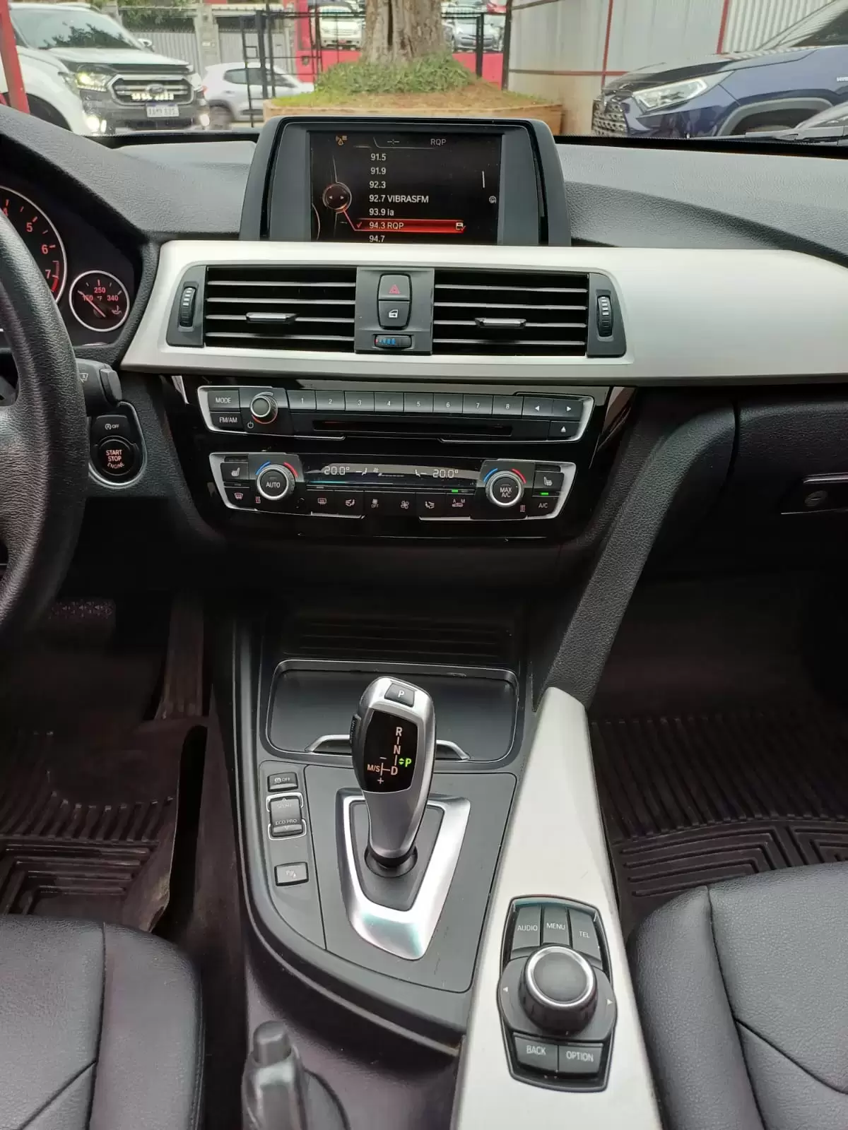 BMW 320i Xdrive 2017 en Globalmotors: lujo, rendimiento y seguridad. - Imagen 13