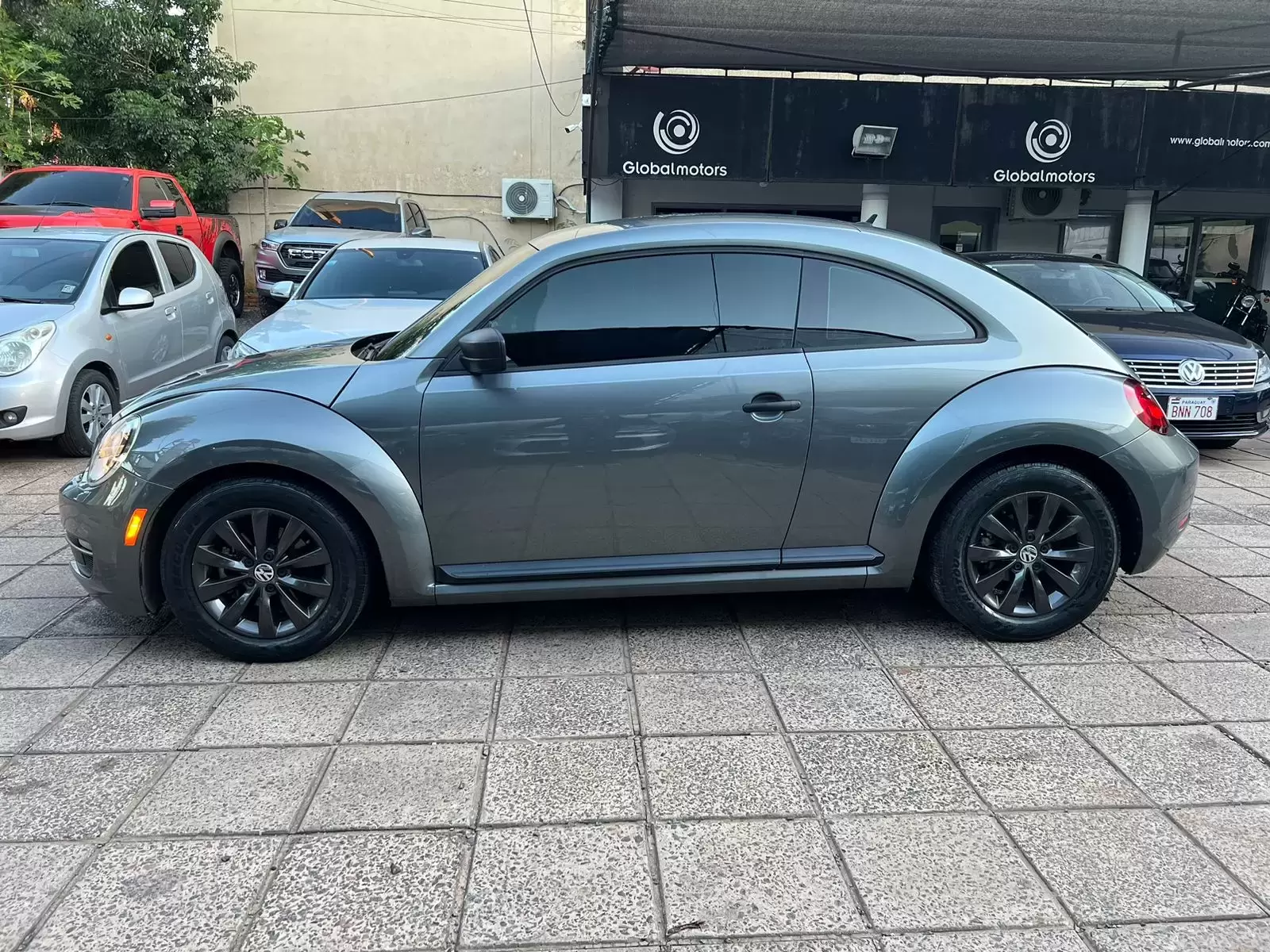 Volkswagen Beetle Americano 2014 en Globalmotors: ¡Estilo icónico y moderno! - Imagen 4