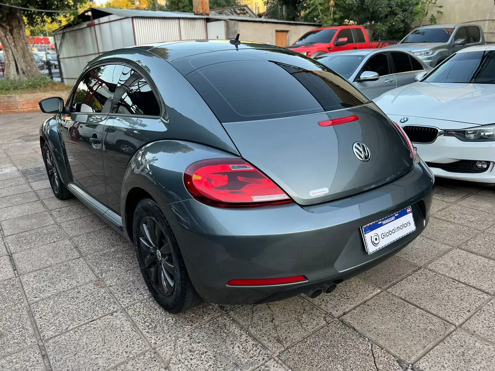 Volkswagen Beetle Americano 2014 en Globalmotors: ¡Estilo icónico y moderno! - Imagen 5
