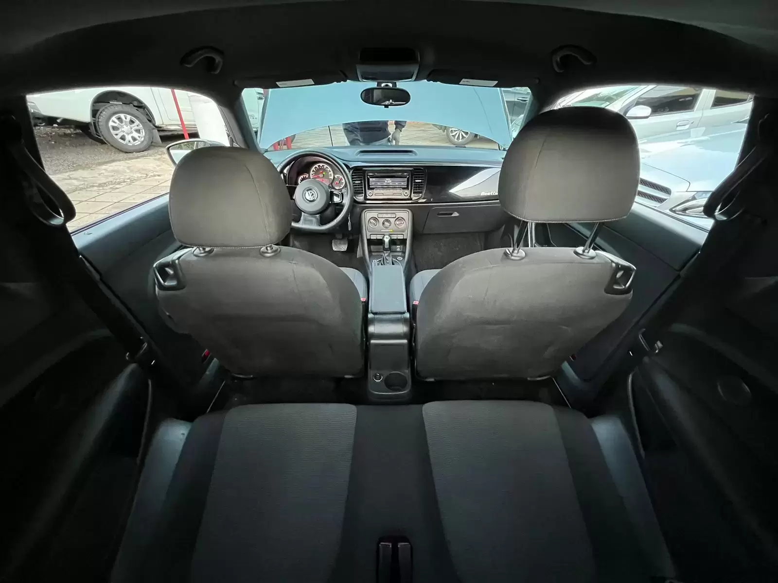 Volkswagen Beetle Americano 2014 en Globalmotors: ¡Estilo icónico y moderno! - Imagen 11