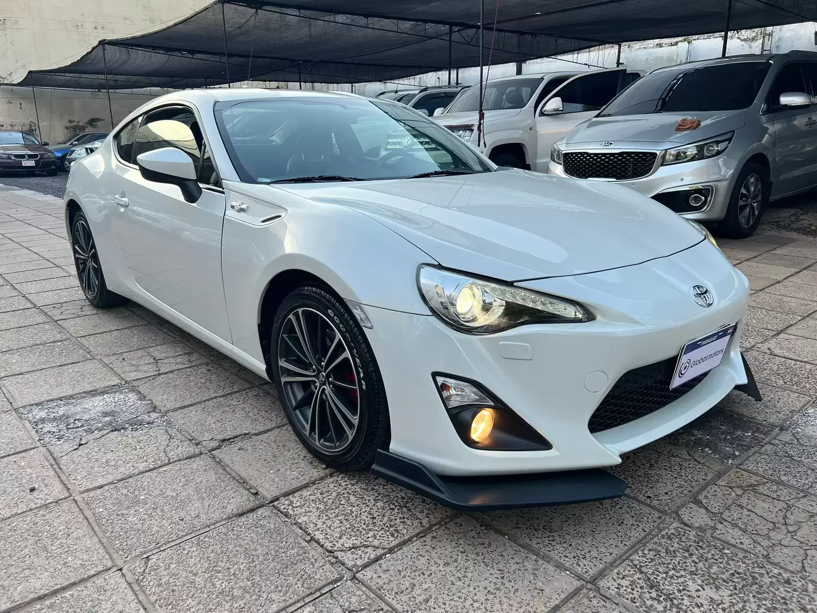 Toyota GT 86 2012 en Globalmotors: Potencia y elegancia deportiva. - Imagen 3