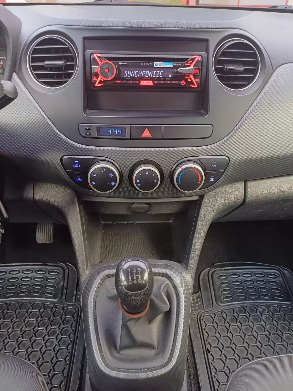 Hyundai Grand i10 Sedan 2017 en Globalmotors: Compacto, moderno y eficiente. - Imagen 14