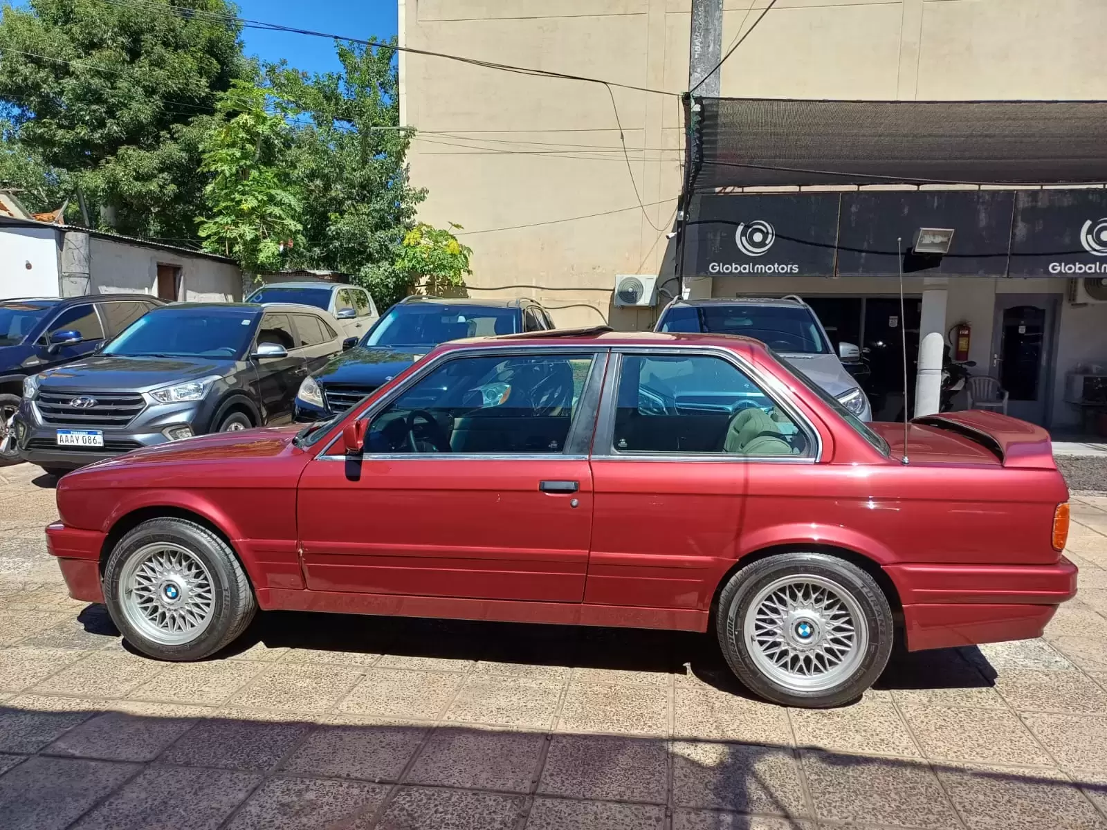 BMW E30 325i Coupe M Technic 1991 en Globalmotors, Asunción. ¡Imperdible! - Imagen 4
