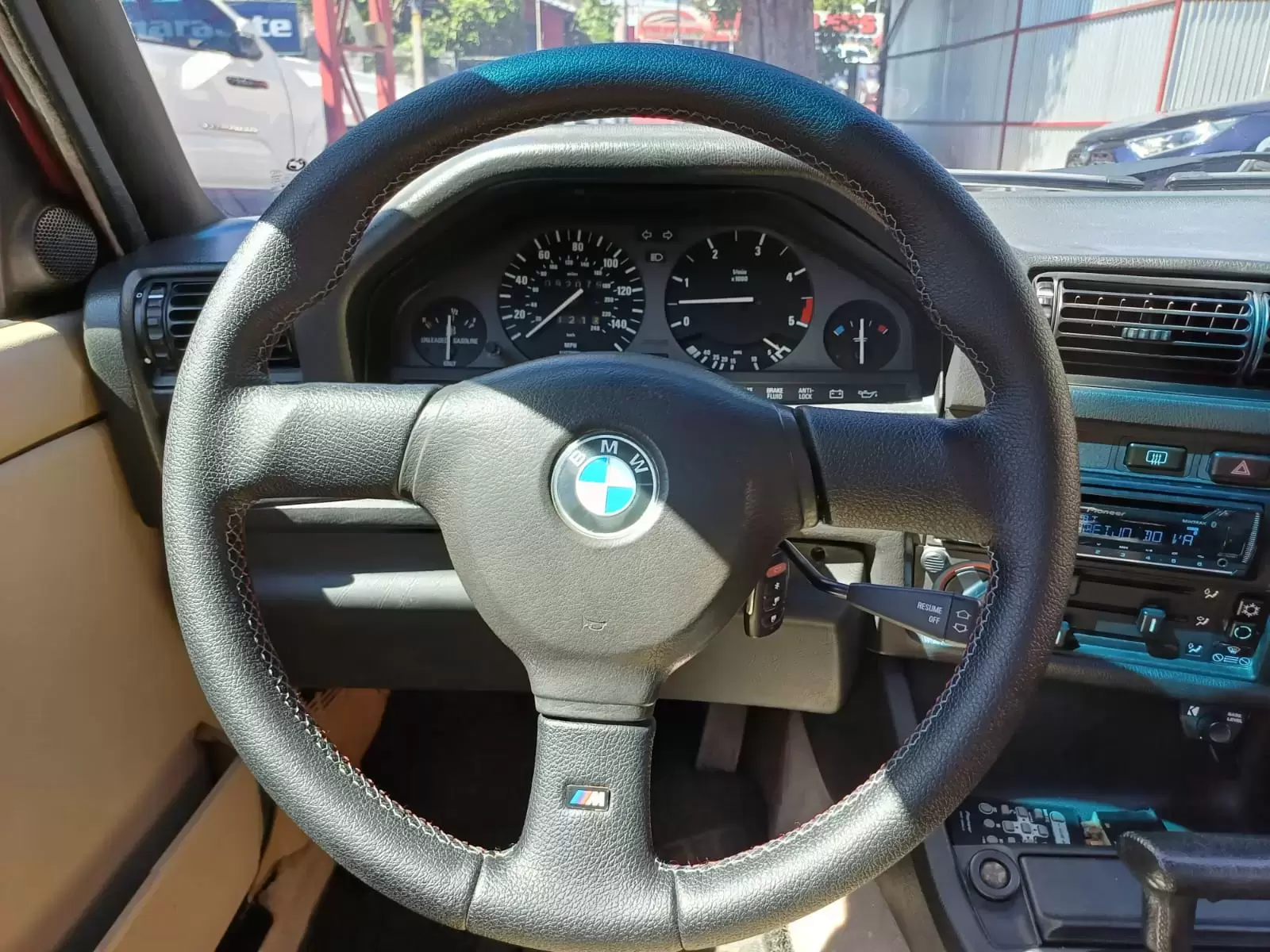 BMW E30 325i Coupe M Technic 1991 en Globalmotors, Asunción. ¡Imperdible! - Imagen 16