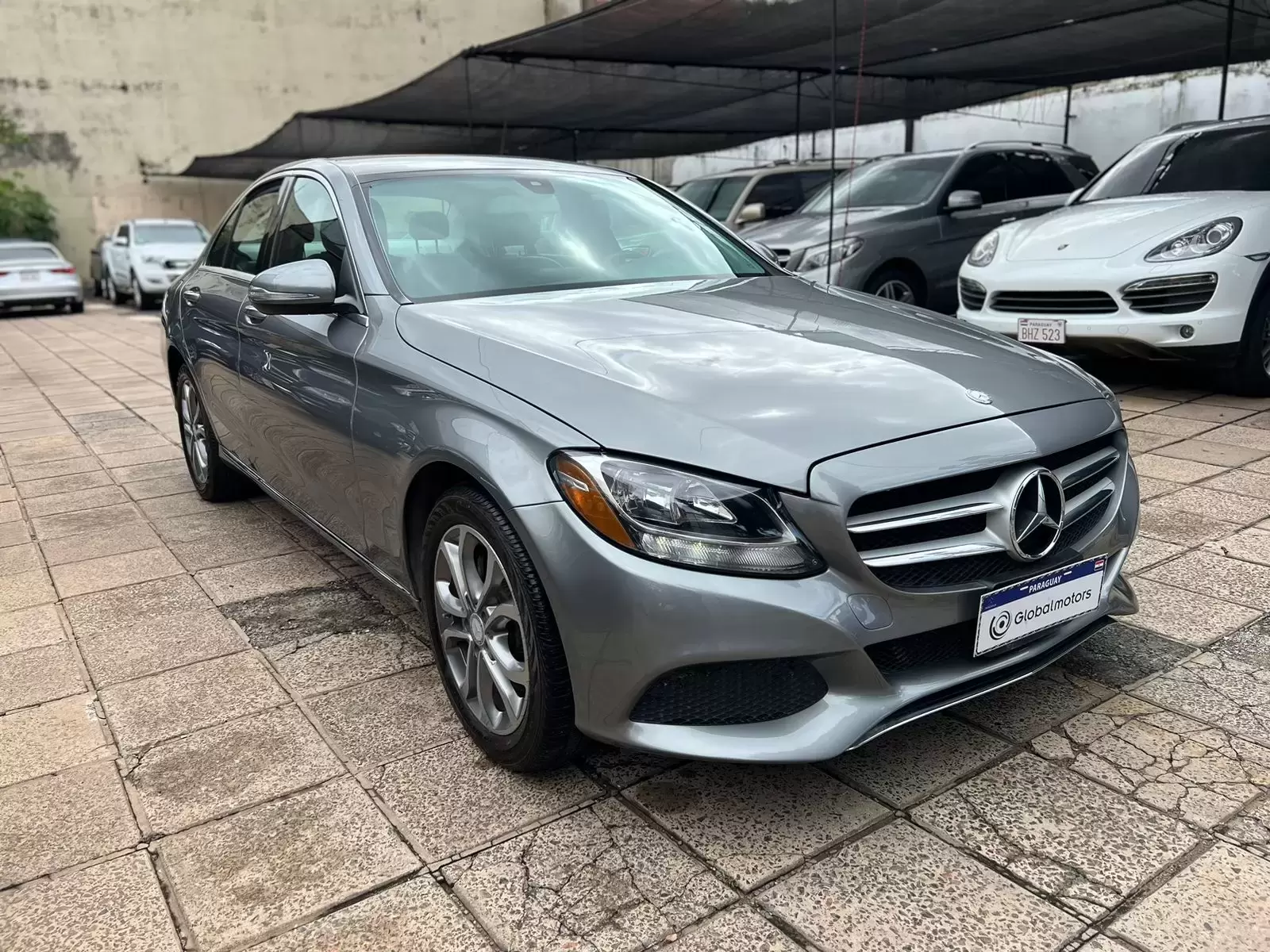 Mercedes Benz C300 4Matic 2015 en Globalmotors: Lujo y rendimiento. - Imagen 3