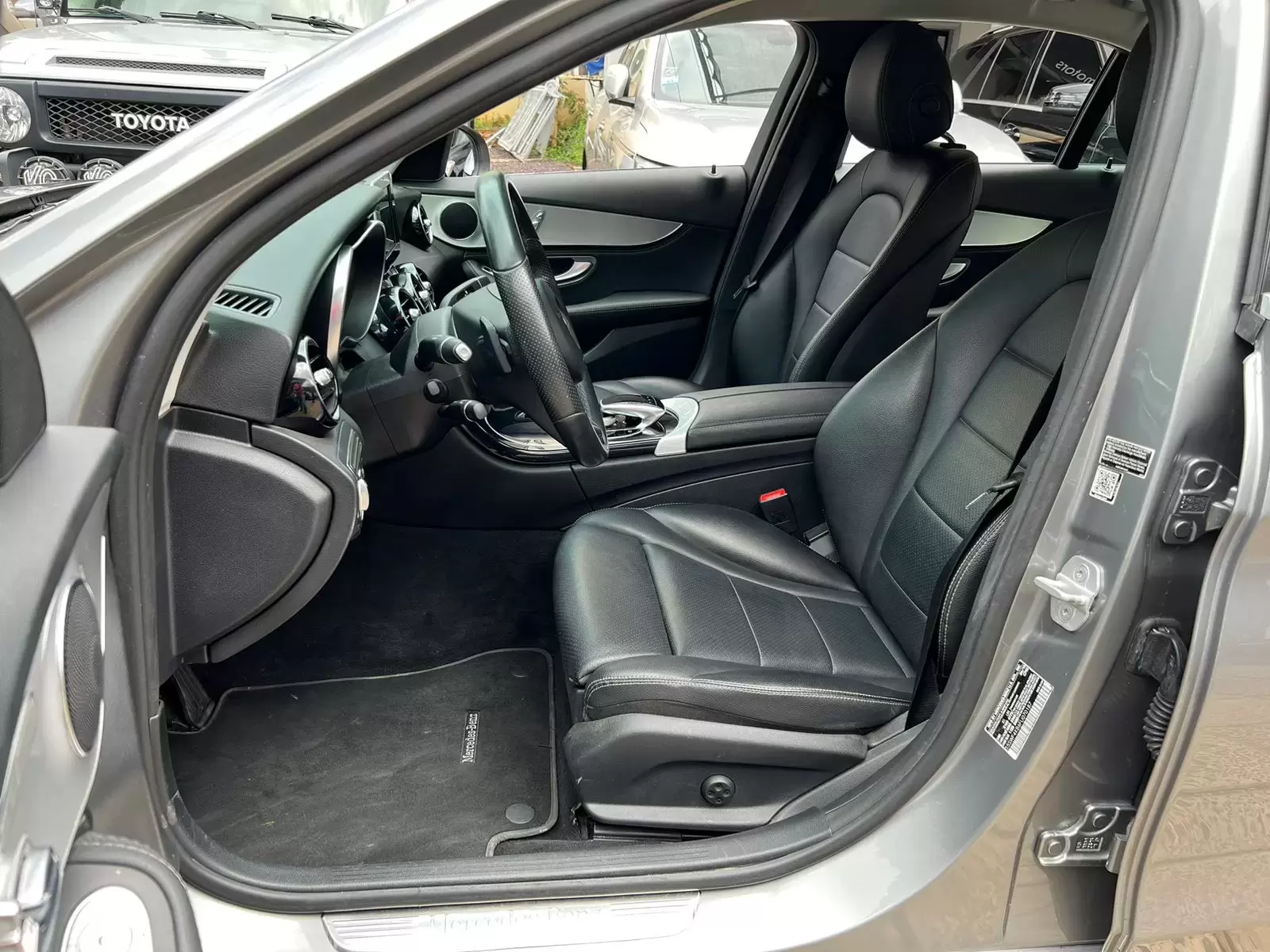 Mercedes Benz C300 4Matic 2015 en Globalmotors: Lujo y rendimiento. - Imagen 9