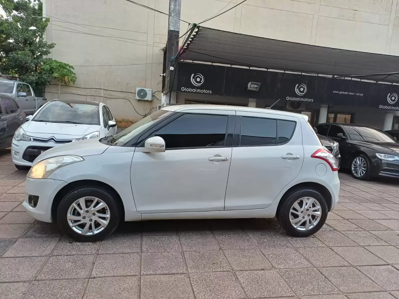 Suzuki New Swift 2015 en Globalmotors: Estilo y rendimiento emocionante. - Imagen 4