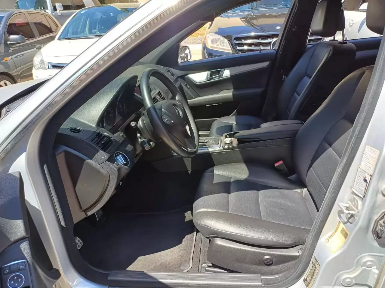 Mercedes Benz C300 (Frente 2012) 2011 en Globalmotors: Elegancia y rendimiento. - Imagen 8