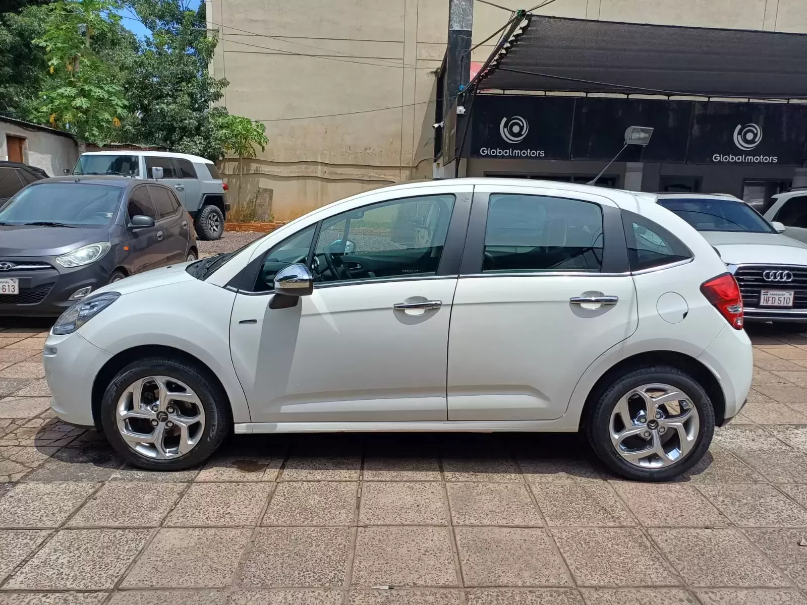 Citroen C3 Exclusive 2015 en Globalmotors: Elegancia y estilo compacto. - Imagen 4