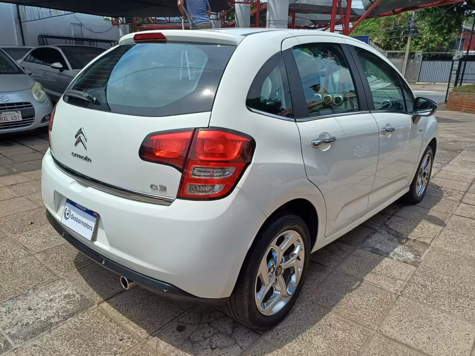 Citroen C3 Exclusive 2015 en Globalmotors: Elegancia y estilo compacto. - Imagen 7