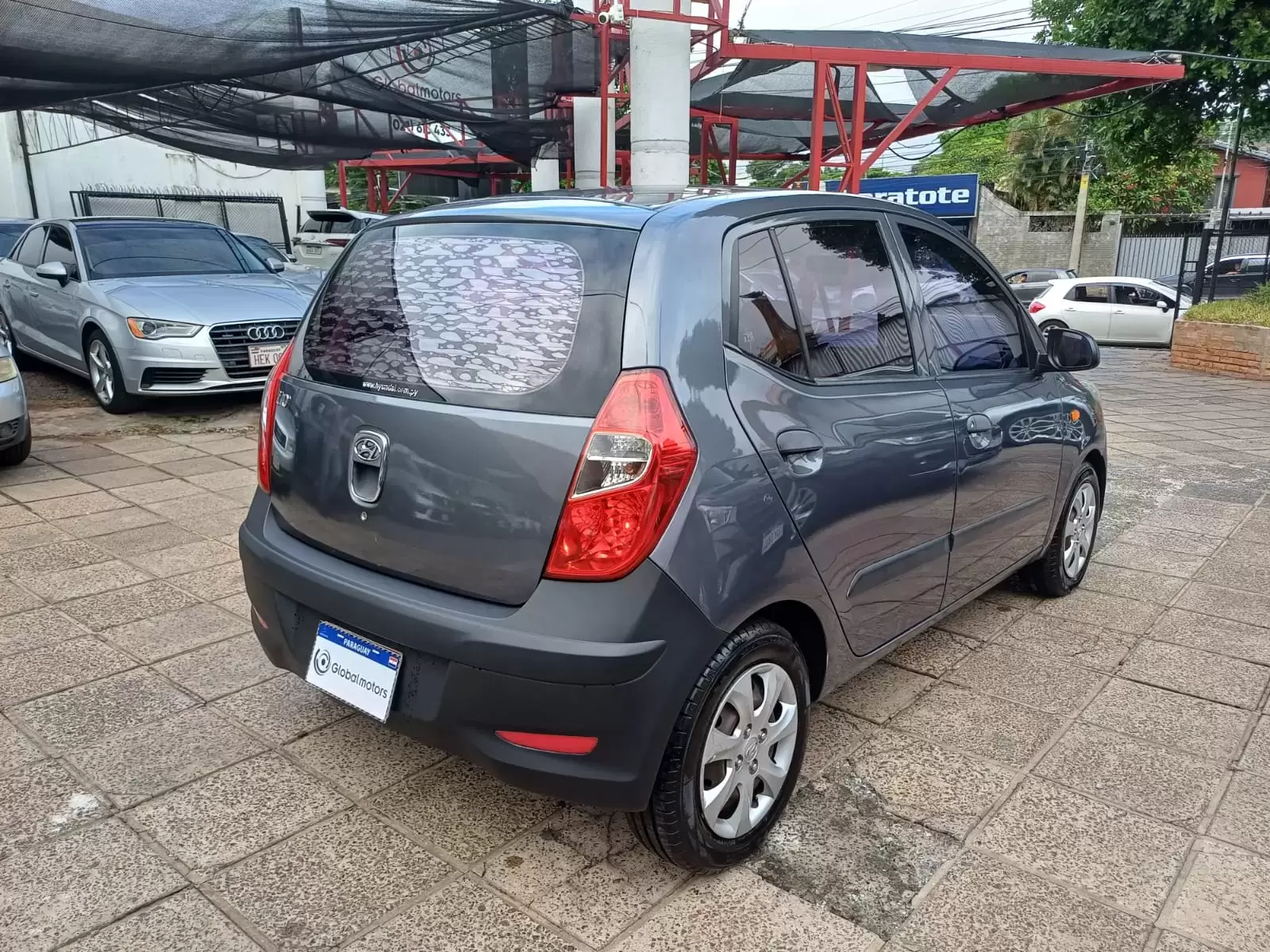 Hyundai i10 2014 en Globalmotors: Compacto, versátil y confiable. - Imagen 7