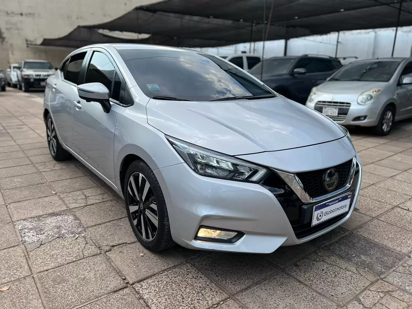 Nissan Versa Exclusive 2022 en Globalmotors: Lujo y potencia garantizados - Imagen 3