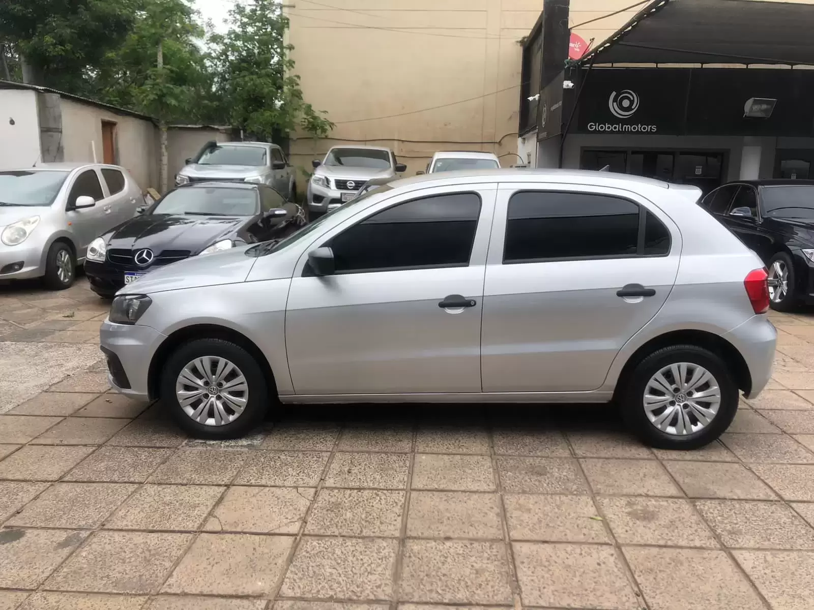 Volkswagen Gol Trend 2019 en Globalmotors: Estilo y rendimiento compacto. - Imagen 4