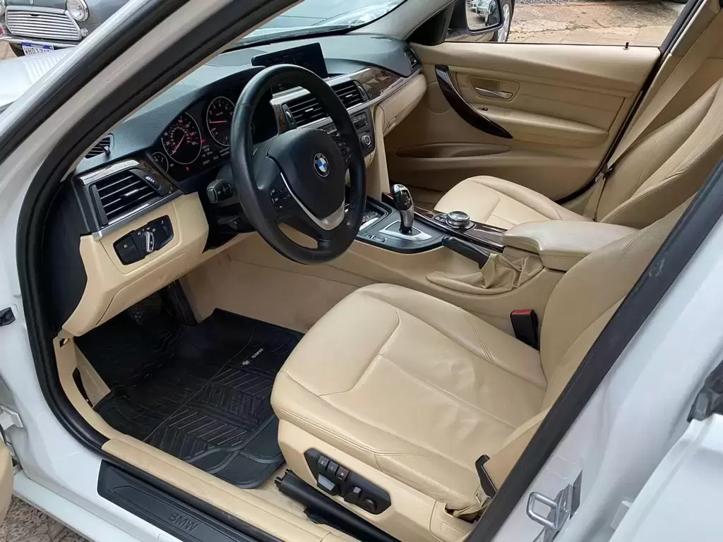 BMW 328i Luxury 2014 en Globalmotors: lujo y potencia garantizados. - Imagen 8
