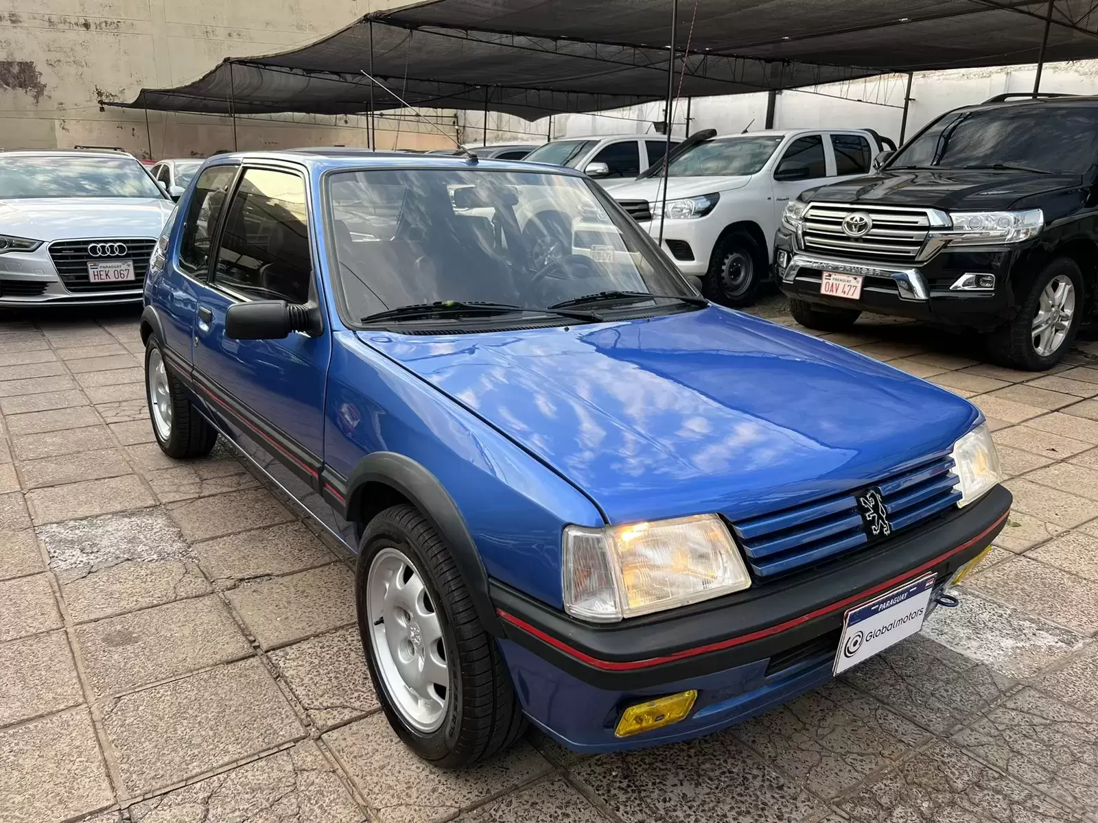 Peugeot 205 GTI 1993 en Globalmotors: Potencia y estilo deportivo. - Imagen 3