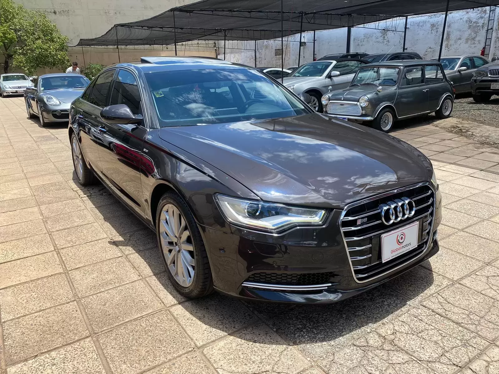 Audi A6 2013 en Globalmotors: Elegancia y potencia en un sedán de lujo. - Imagen 3