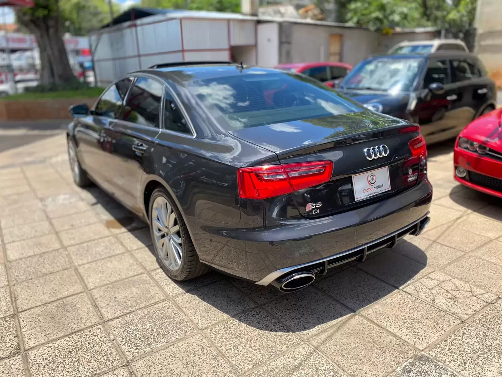 Audi A6 2013 en Globalmotors: Elegancia y potencia en un sedán de lujo. - Imagen 5