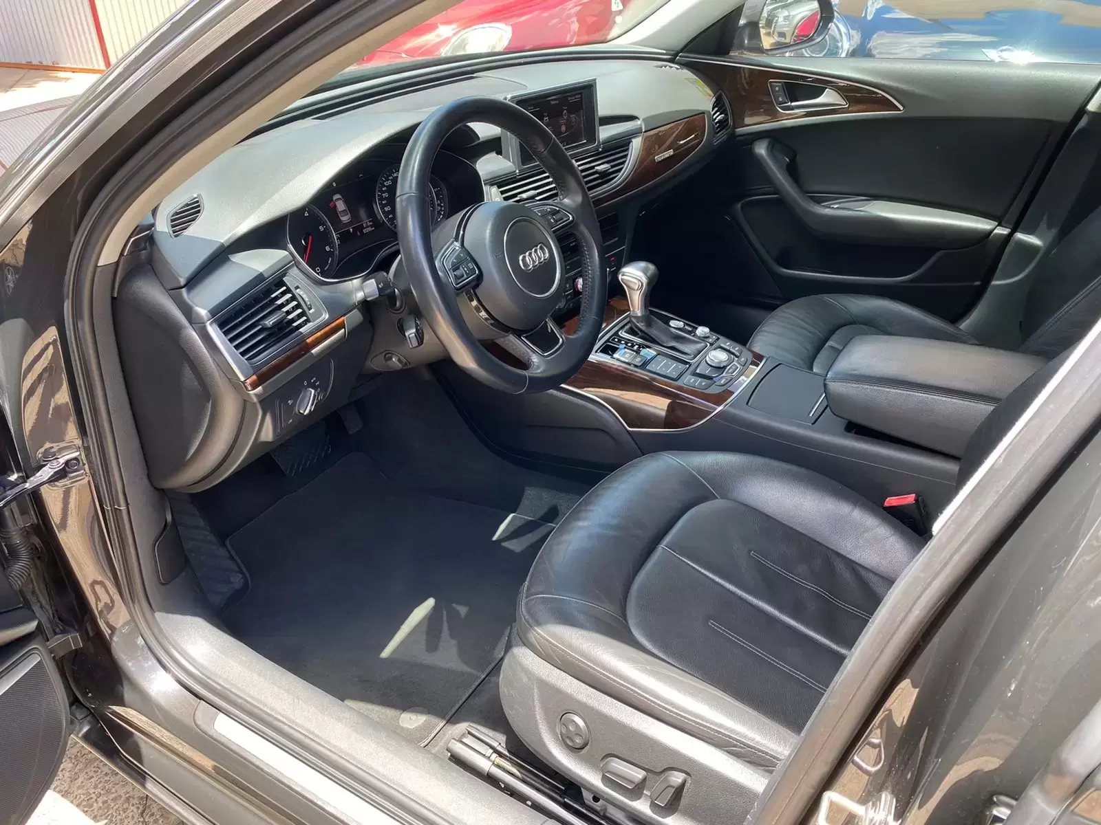 Audi A6 2013 en Globalmotors: Elegancia y potencia en un sedán de lujo. - Imagen 8