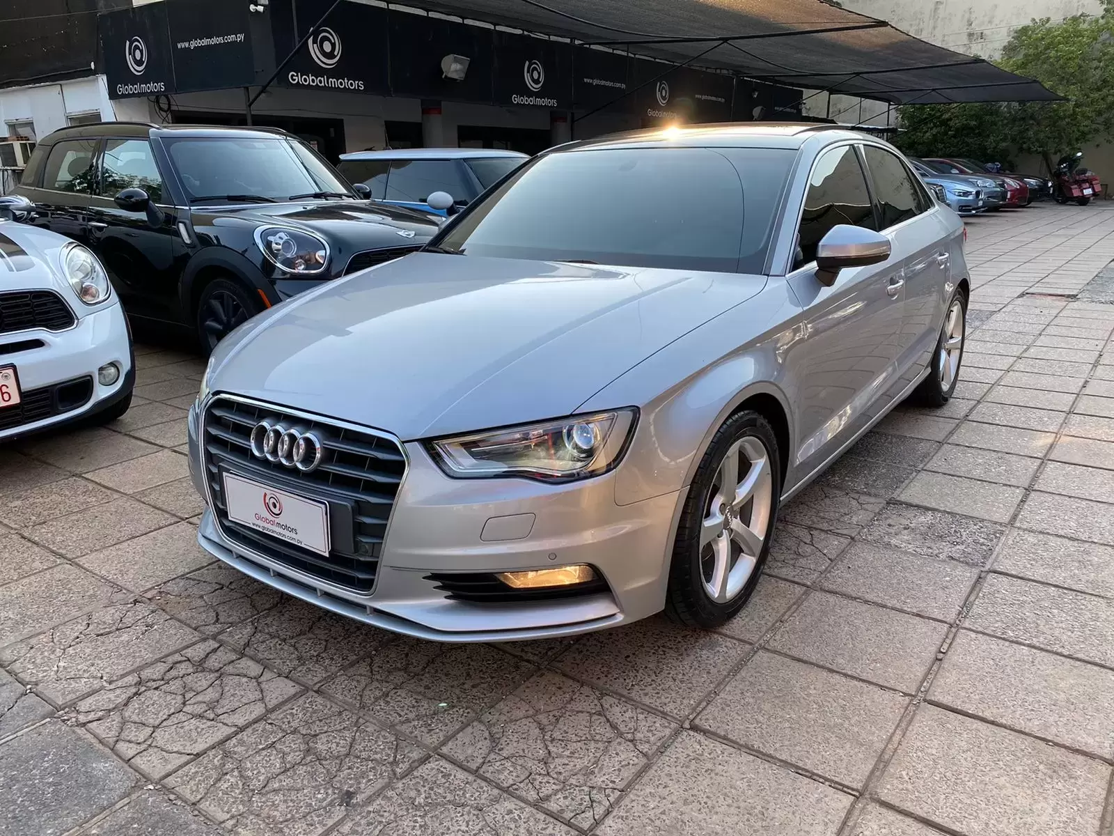 Audi A3 2015 en Globalmotors: Elegancia, rendimiento y eficiencia en un sedán.
