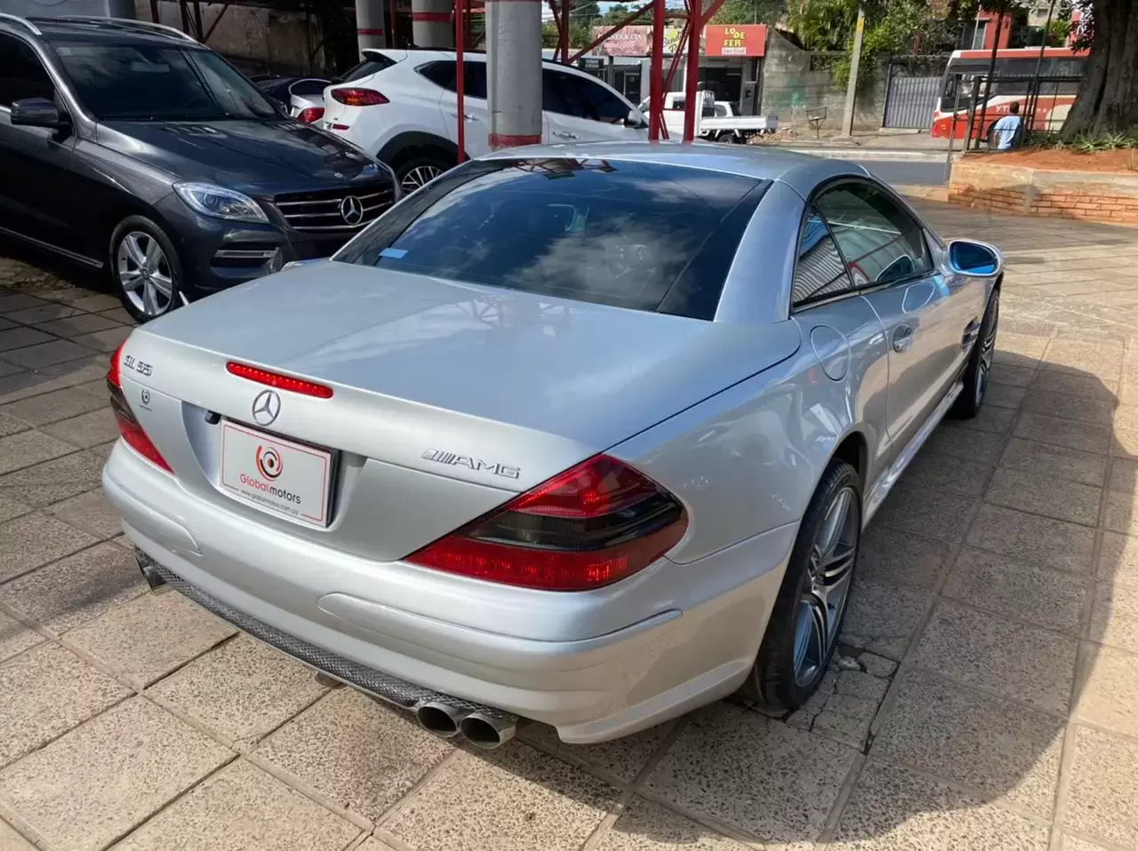 Mercedes Benz SL500 2002 en Globalmotors: Lujo y rendimiento excepcional. - Imagen 16
