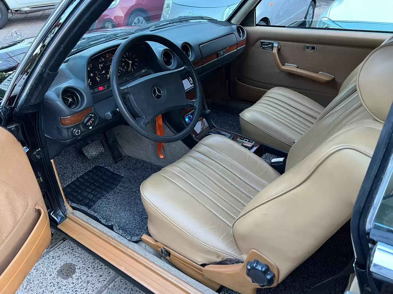 Mercedes Benz 300 CD 1981 en Globalmotors: lujo y potencia. - Imagen 8