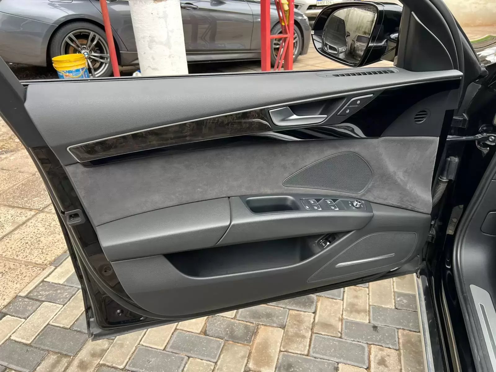 Audi A8 Quattro 2015 en Globalmotors: Potencia y lujo combinados - Imagen 10