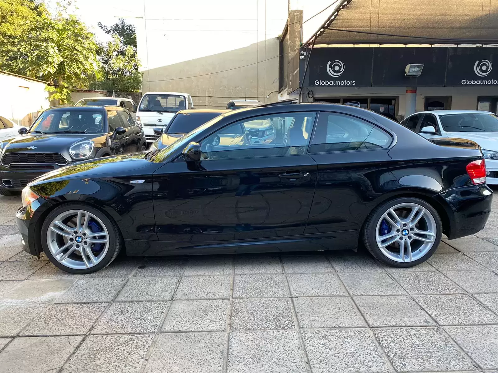 BMW 135i Coupe 2011 en Globalmotors: Potencia y elegancia deportiva. - Imagen 4