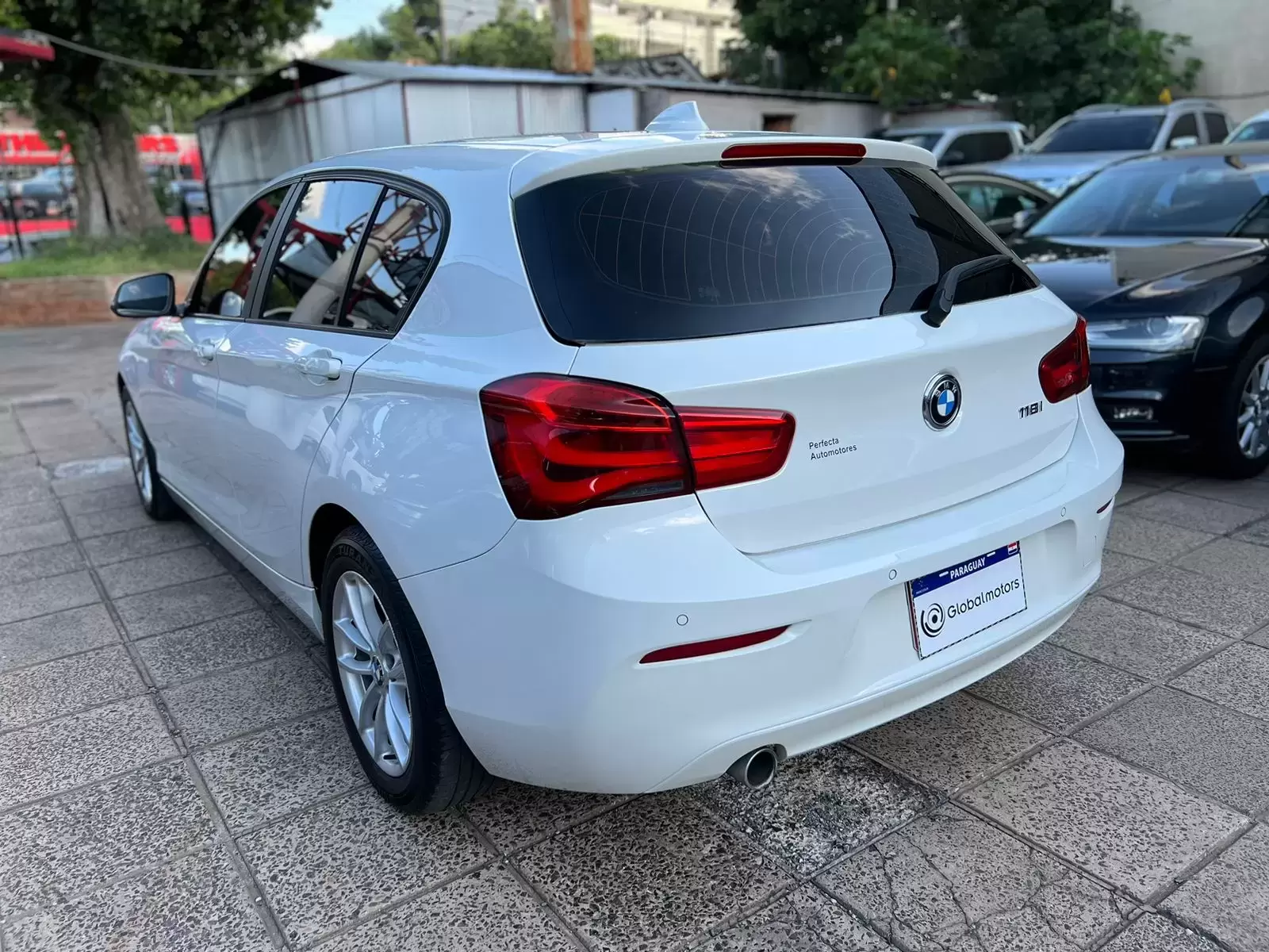 BMW 118i 5Turer 2017 en Globalmotors: Elegancia y rendimiento combinados. - Imagen 5