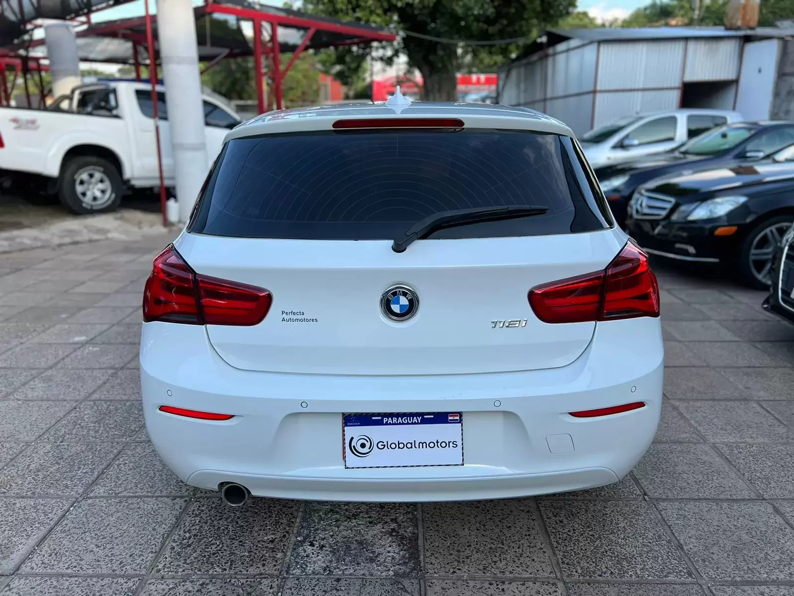BMW 118i 5Turer 2017 en Globalmotors: Elegancia y rendimiento combinados. - Imagen 6