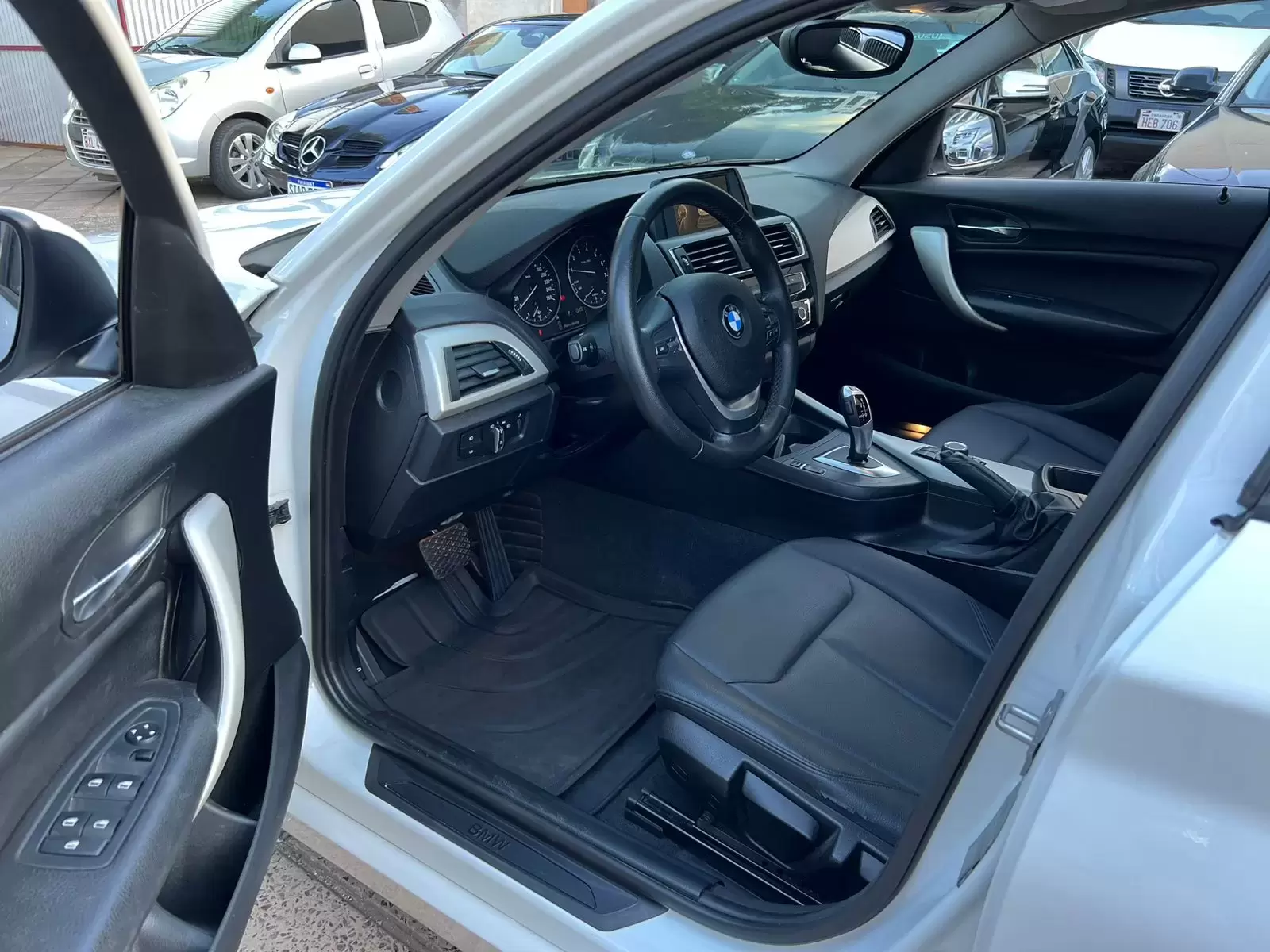 BMW 118i 5Turer 2017 en Globalmotors: Elegancia y rendimiento combinados. - Imagen 8