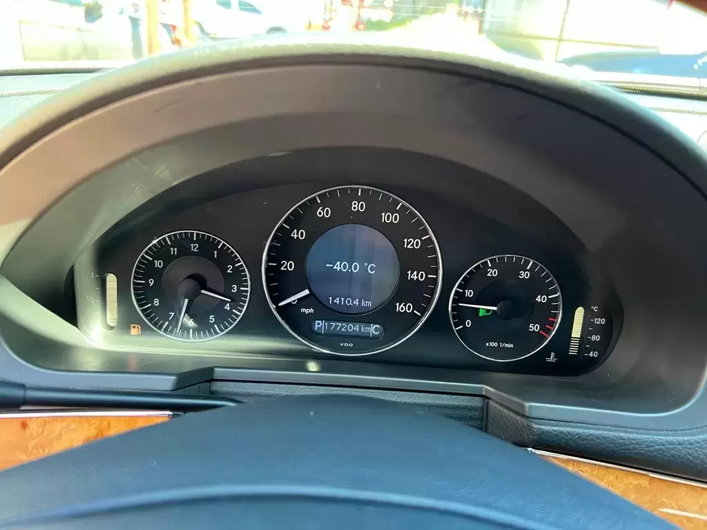 Mercedes Benz E320 CDI 2007 en Globalmotors: Lujo y rendimiento excepcionales - Imagen 15