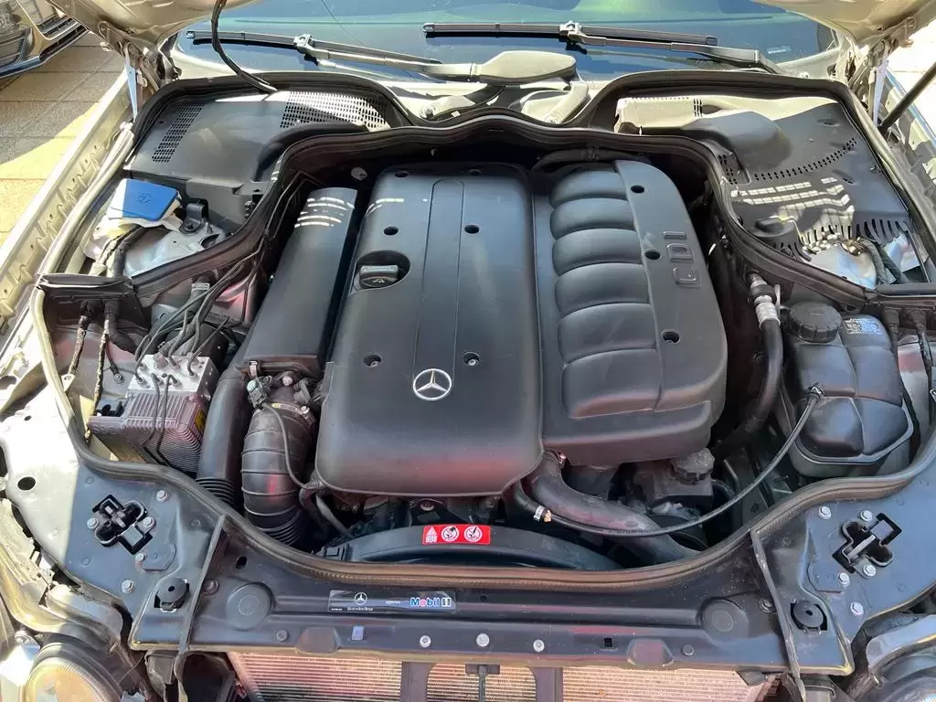Mercedes Benz E320 CDI 2007 en Globalmotors: Lujo y rendimiento excepcionales - Imagen 16
