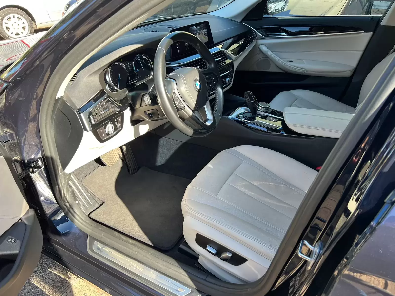BMW 520d Full 2019 en Globalmotors: Lujo, potencia y tecnología. - Imagen 8