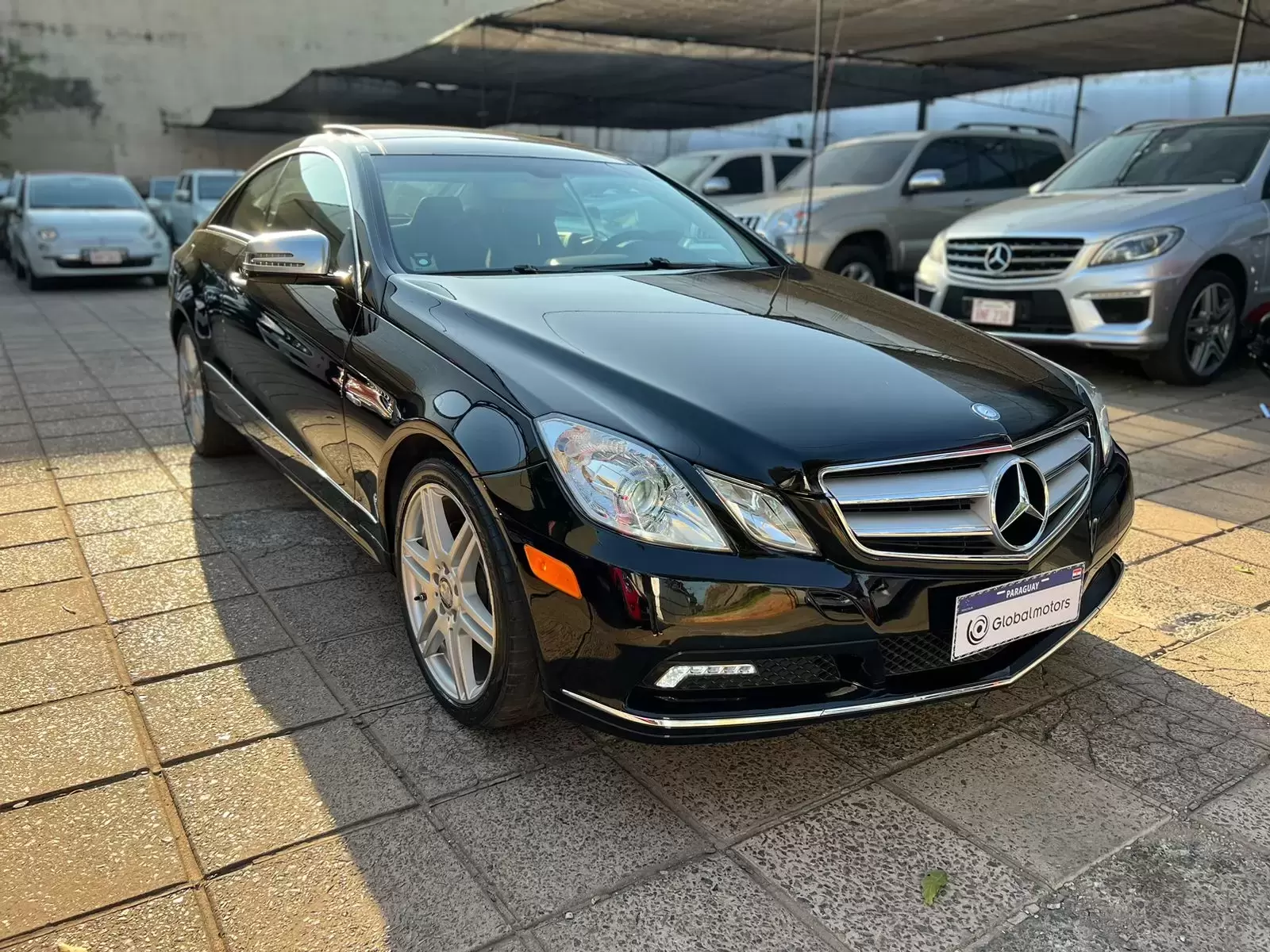 Mercedes Benz E350 Coupe 2011 en Globalmotors: Elegancia y rendimiento. - Imagen 3