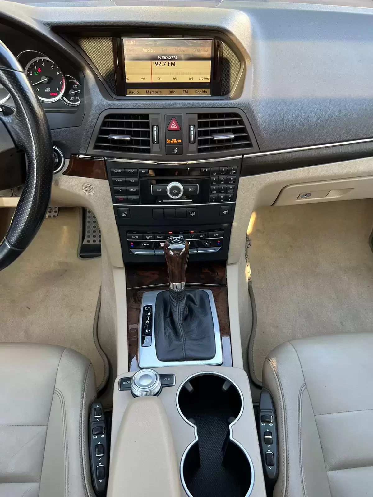 Mercedes Benz E350 Coupe 2011 en Globalmotors: Elegancia y rendimiento. - Imagen 14