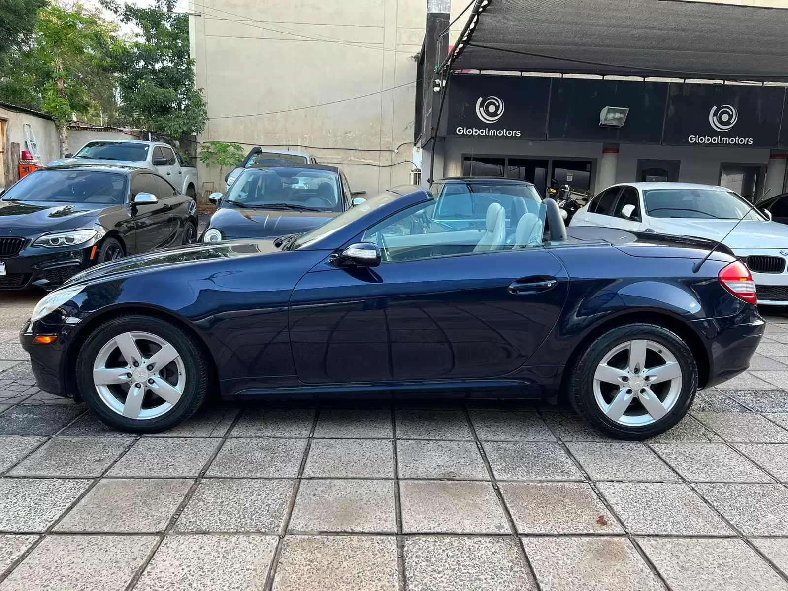Mercedes Benz SLK 280 2008 en Globalmotors: Elegancia y potencia. - Imagen 6