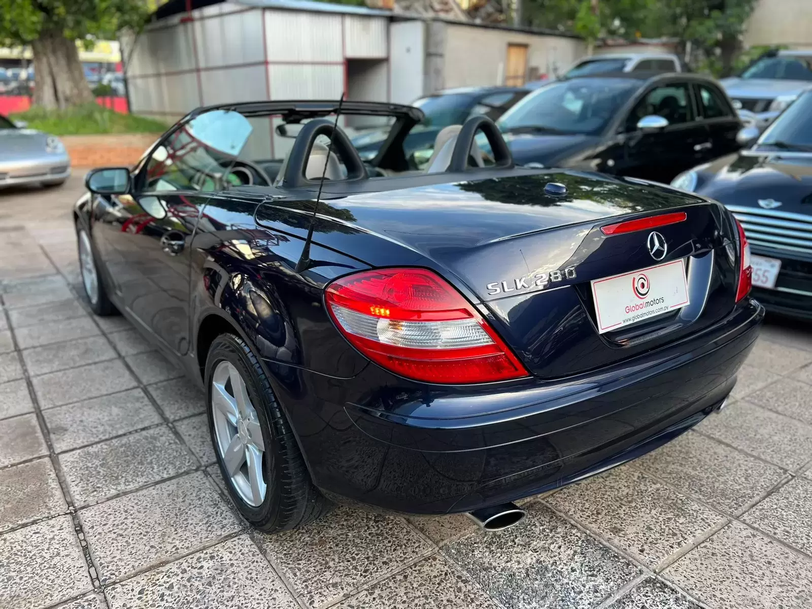 Mercedes Benz SLK 280 2008 en Globalmotors: Elegancia y potencia. - Imagen 7